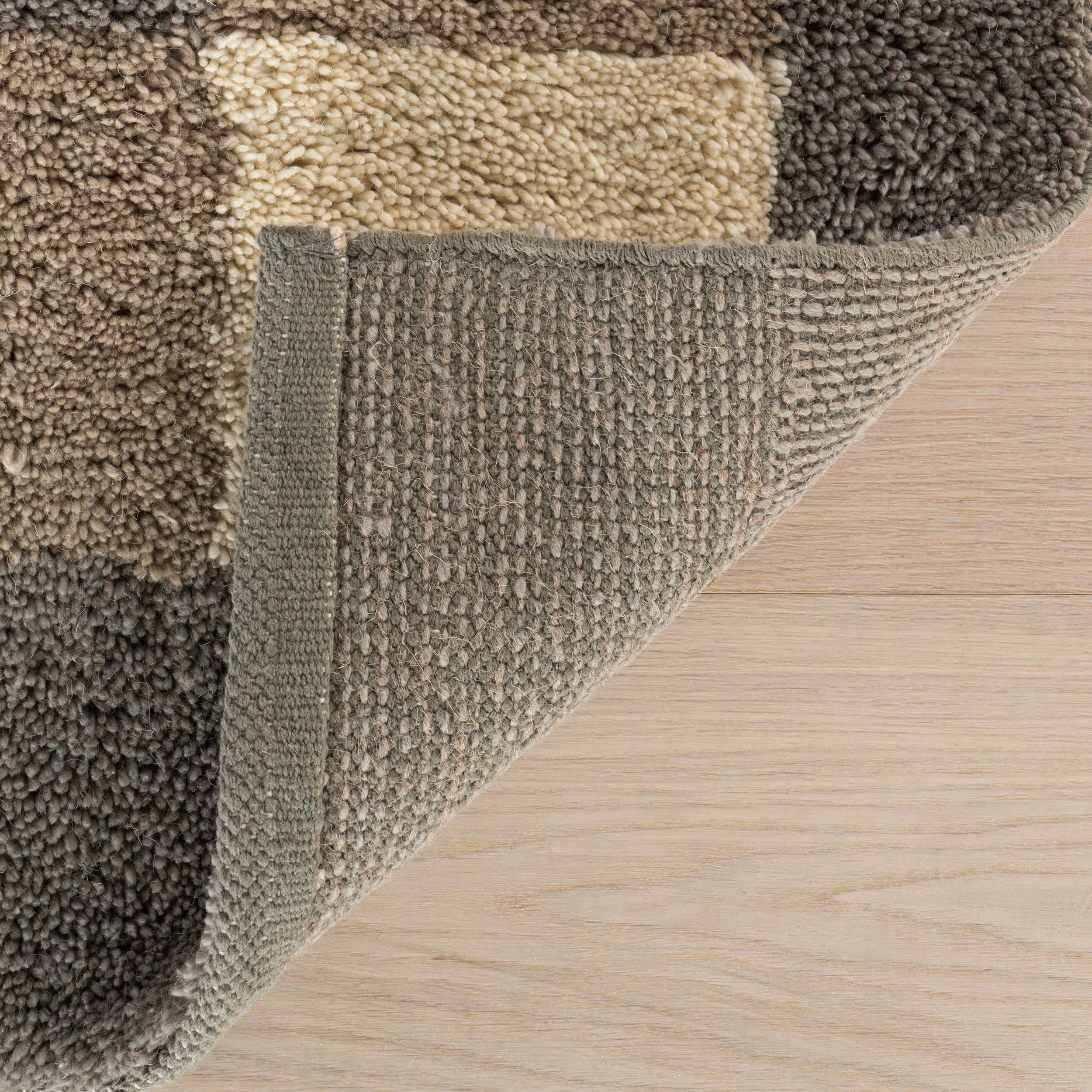 Silja Bordered Rug | Slate - Image 11