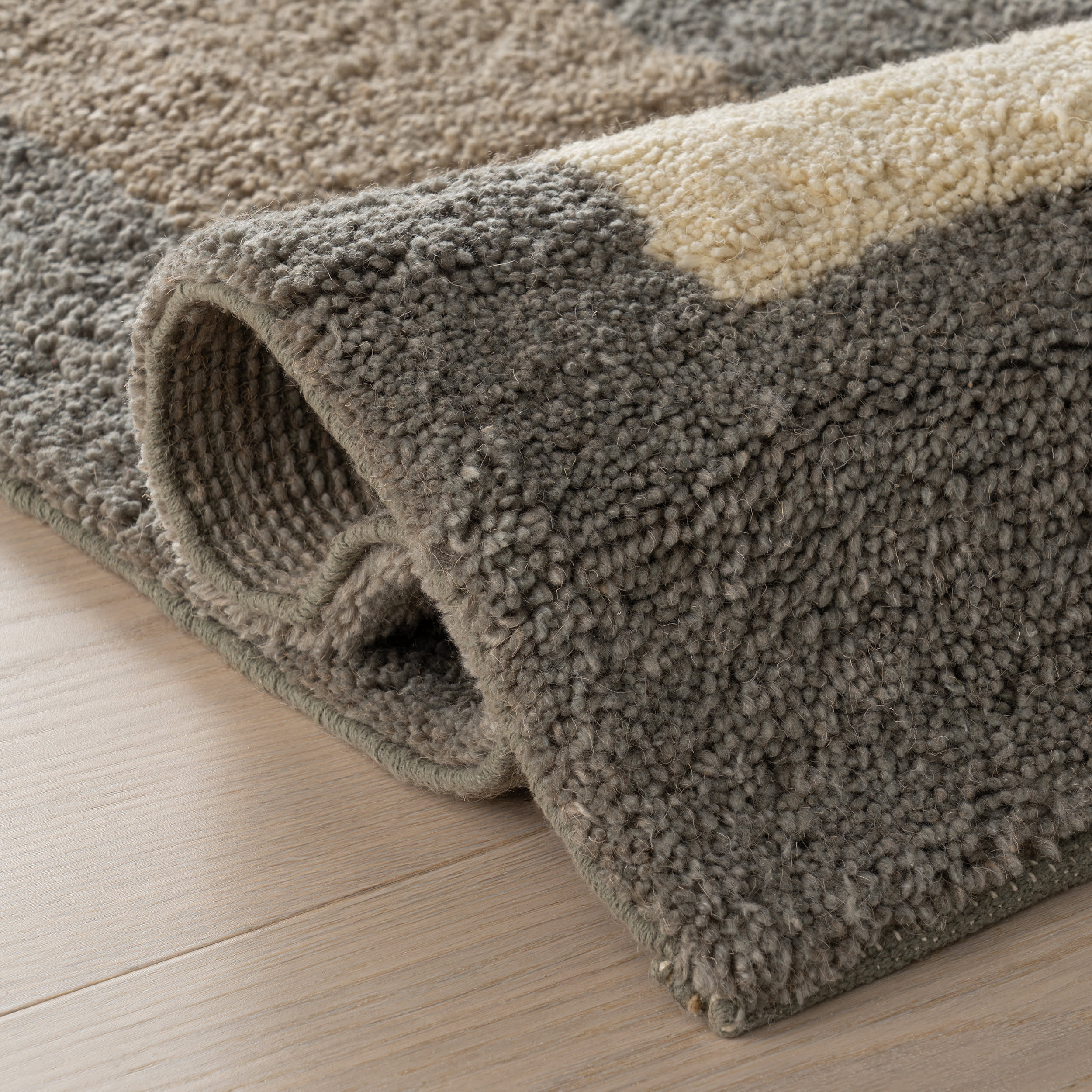 Silja Bordered Rug | Slate - Image 7