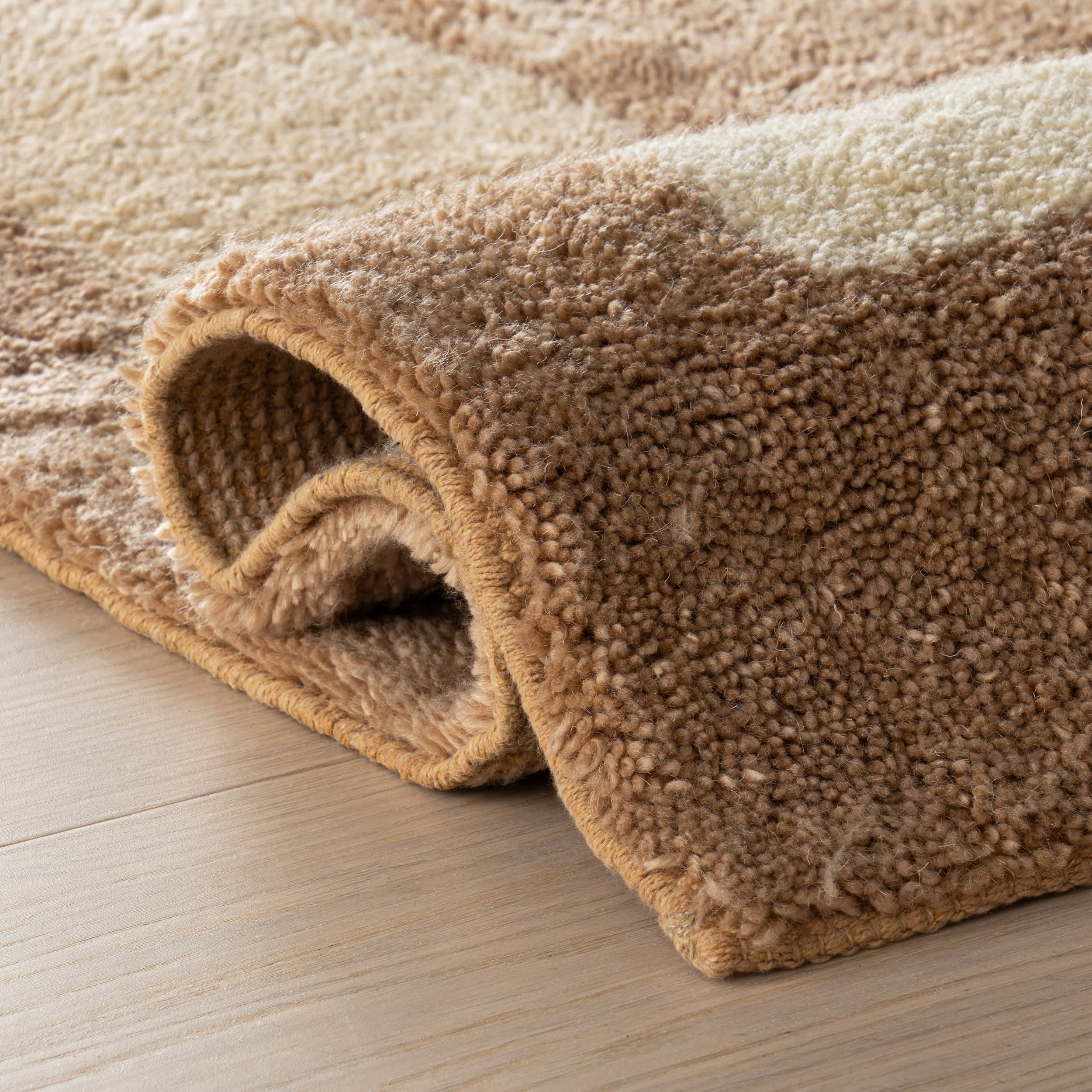 Silja Bordered Rug | Brown - Image 7