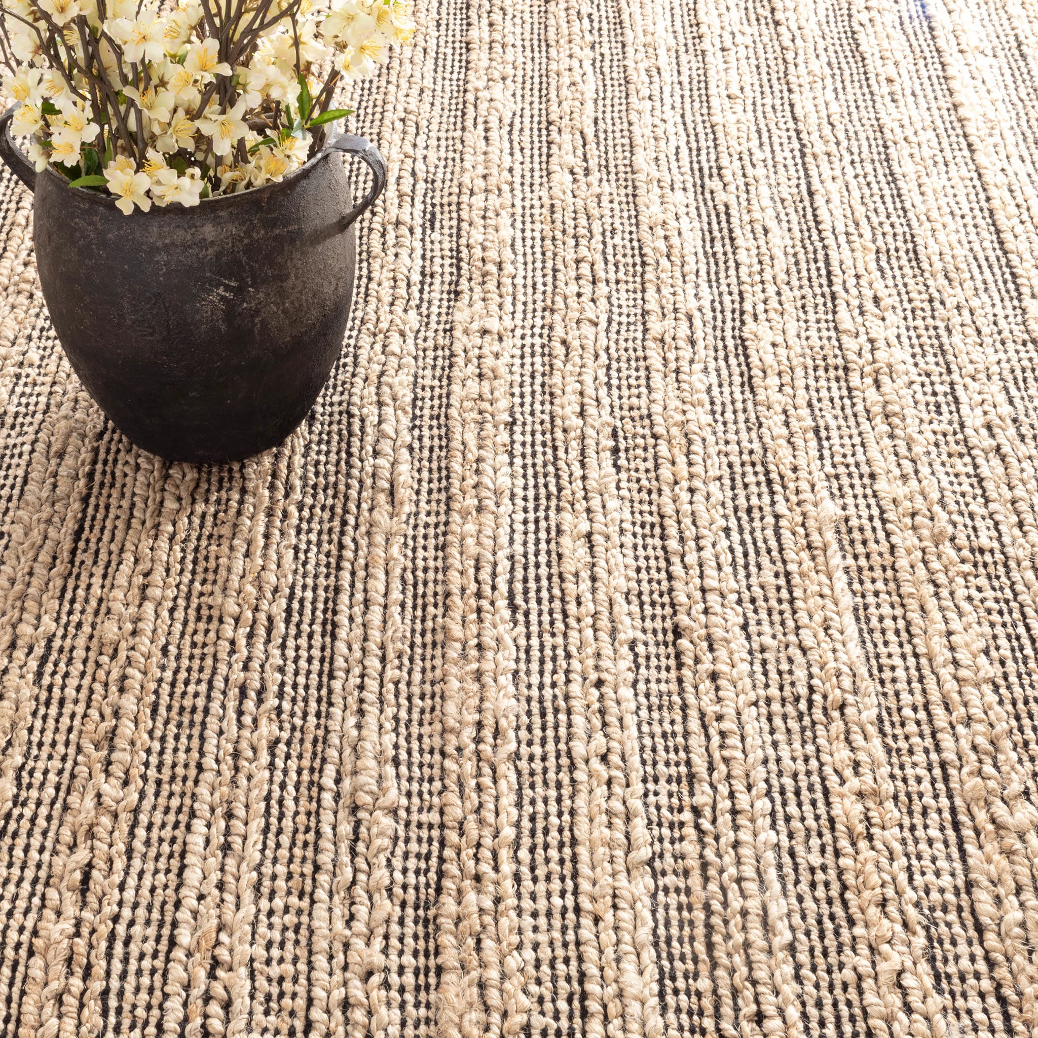 Simba Handwoven Jute Rug | Black - Image 2