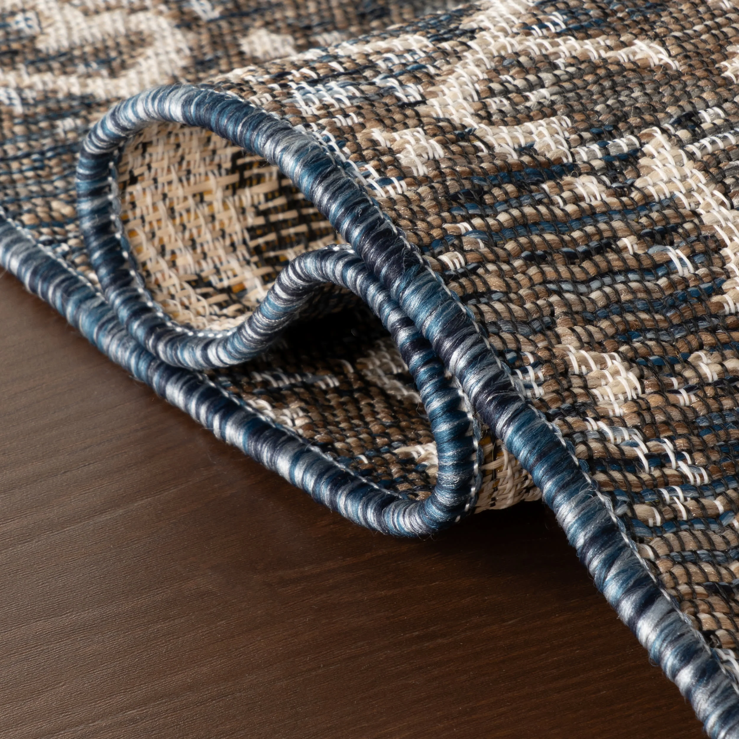 Solia Traditional Medallion Indoor/Outdoor Rug | Navy - Image 10