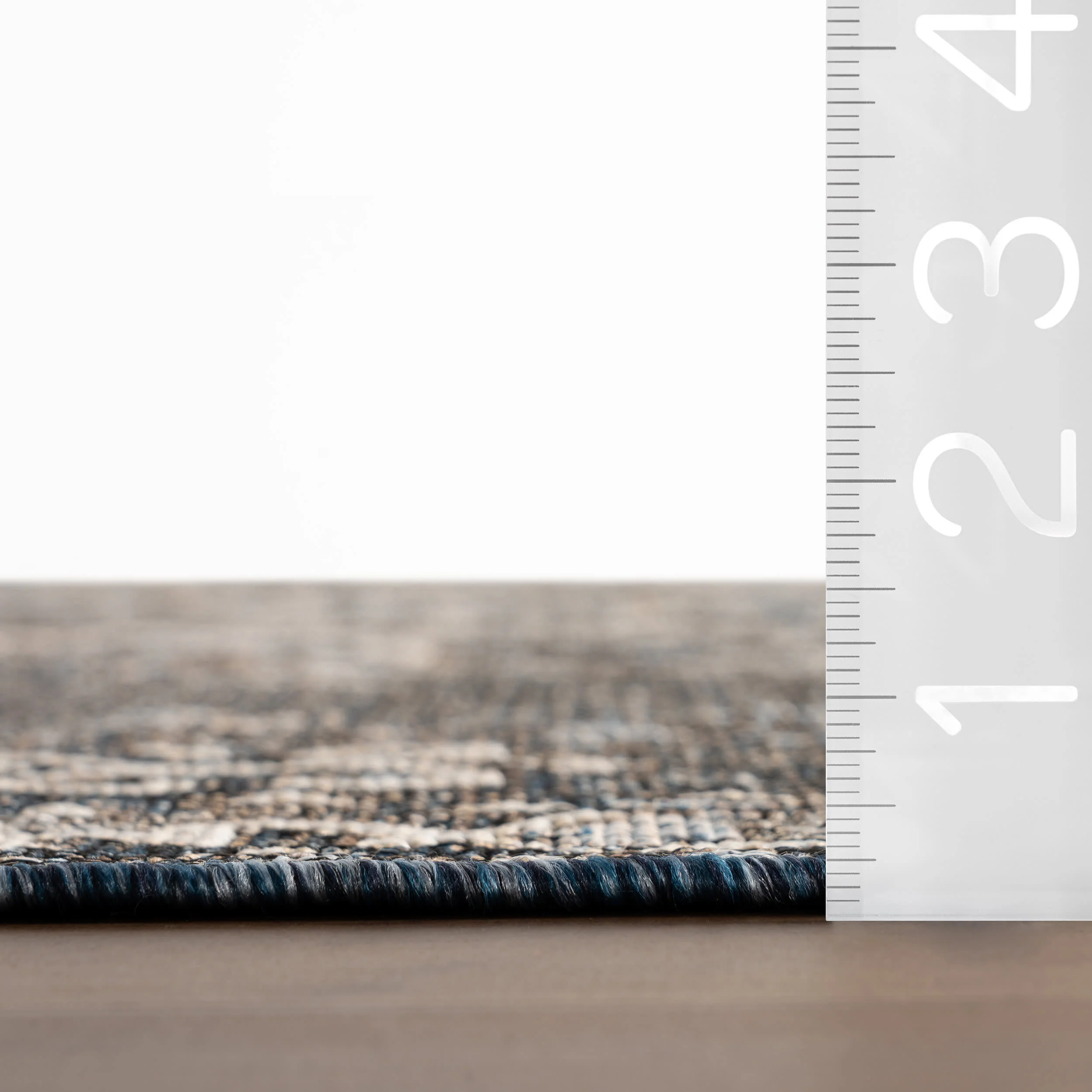 Solia Traditional Medallion Indoor/Outdoor Rug | Navy - Image 6