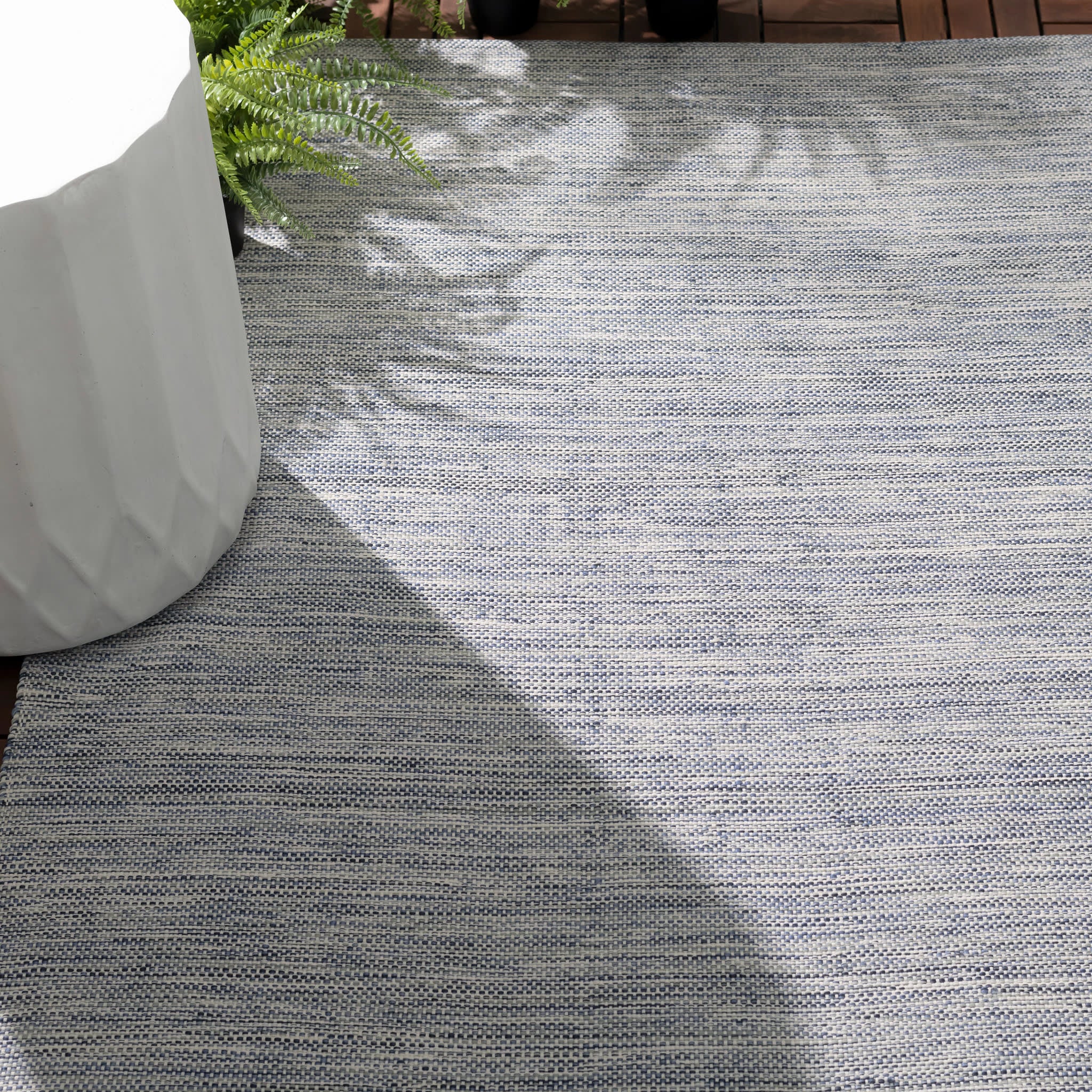 Solid Handwoven Handwoven Indoor/Outdoor Rug | Blue - Image 3