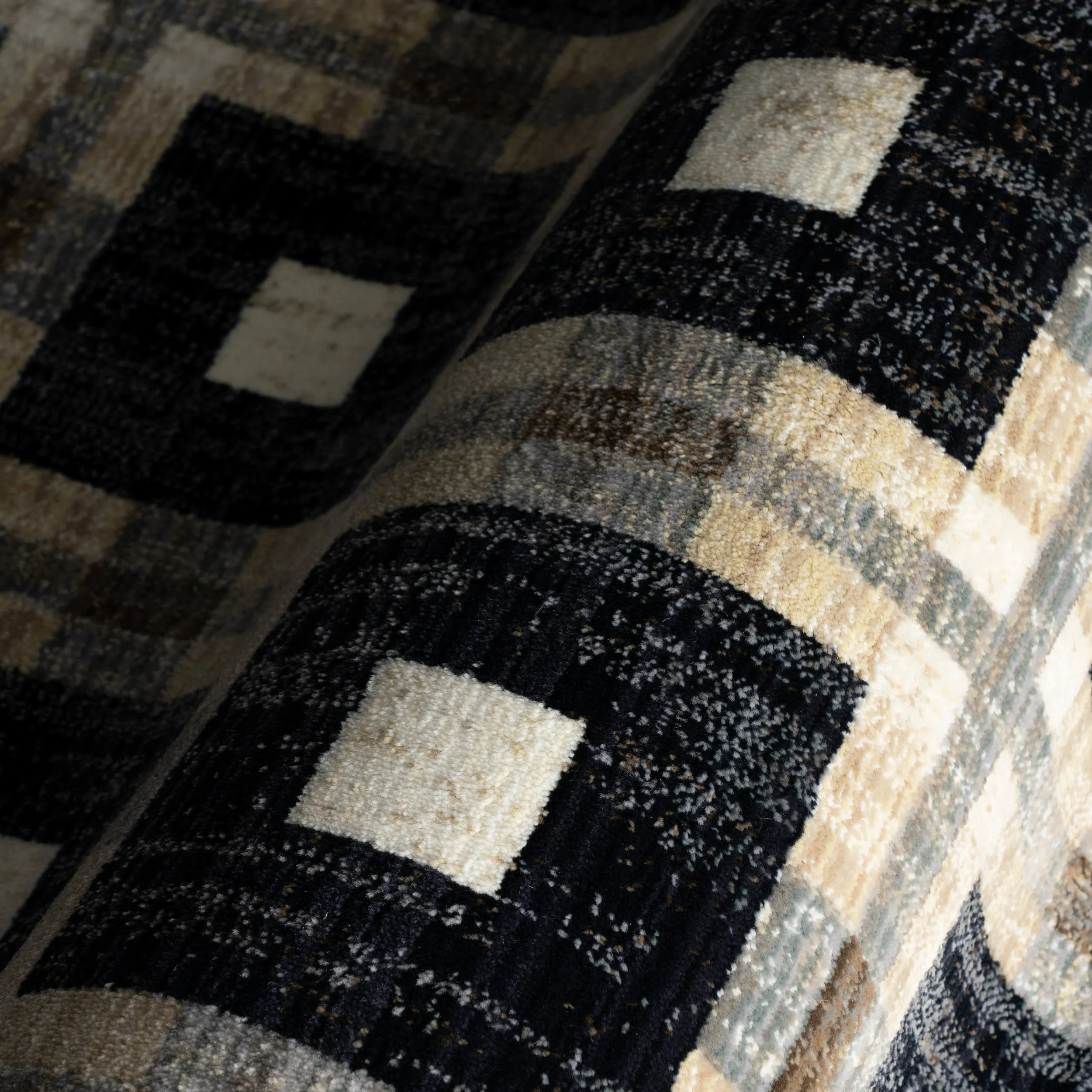 Sorelle Modern Plaid Rug | Navy - Image 3