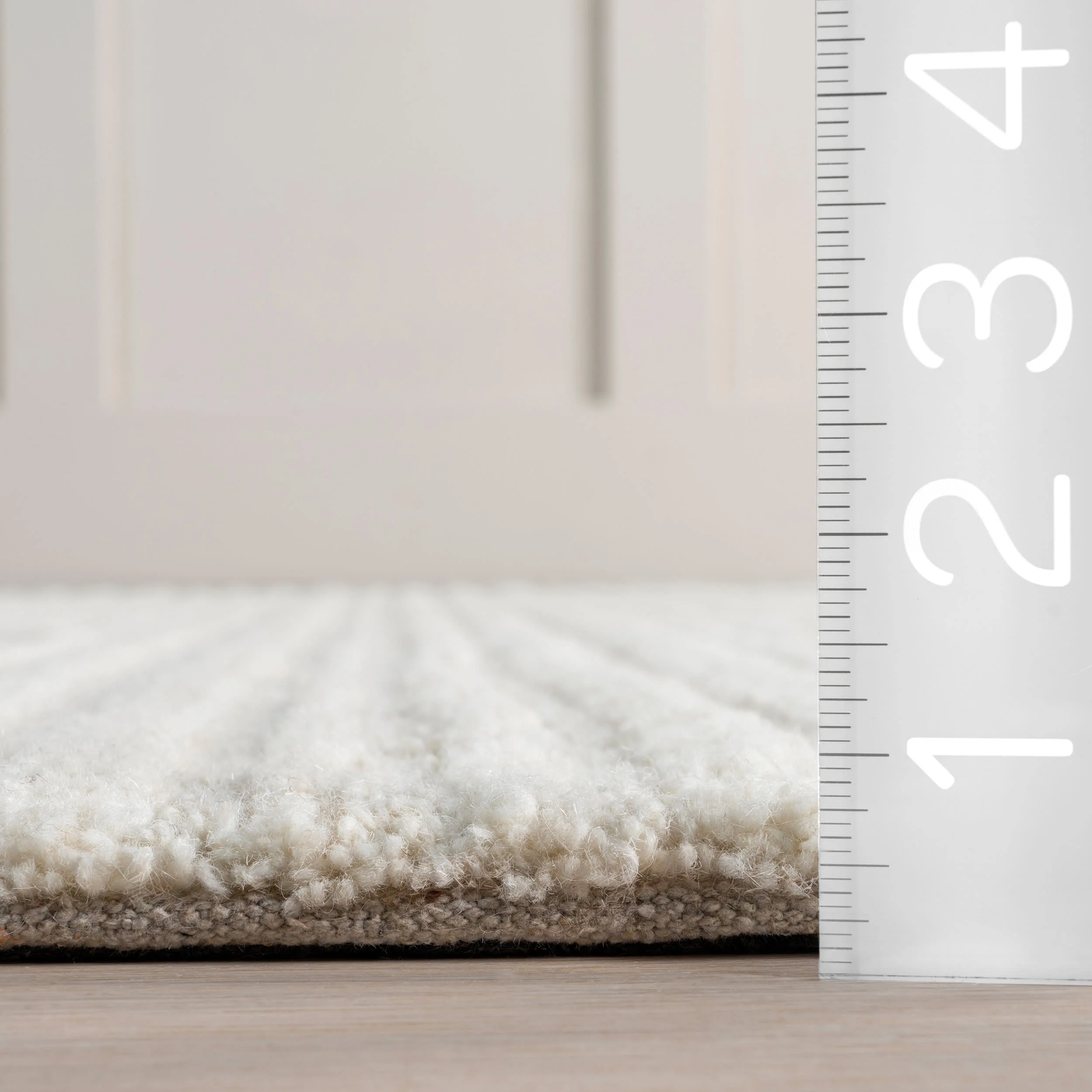 Southwest Striped Wool Rug | Ivory - Image 4