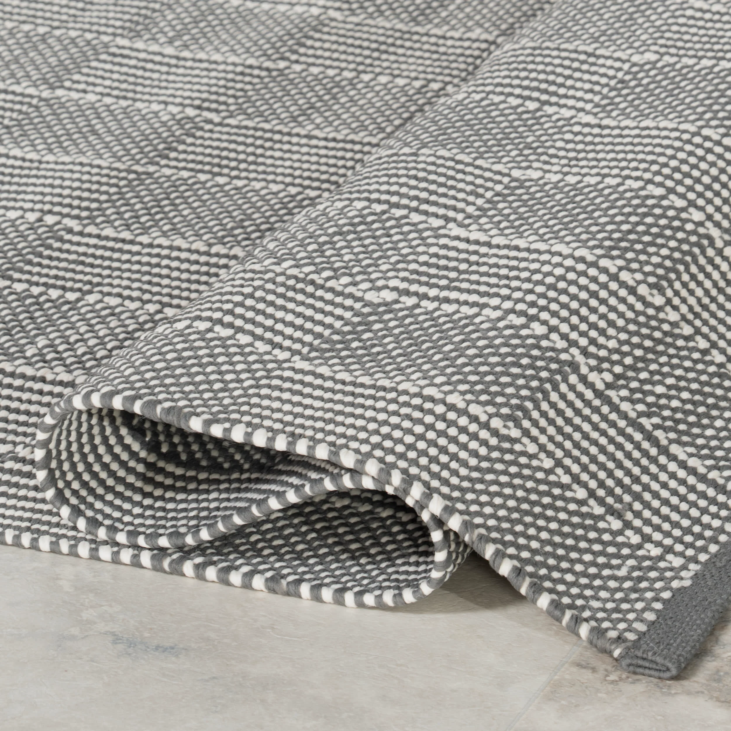 Squares Handwoven Indoor/Outdoor Rug | Grey - Image 8