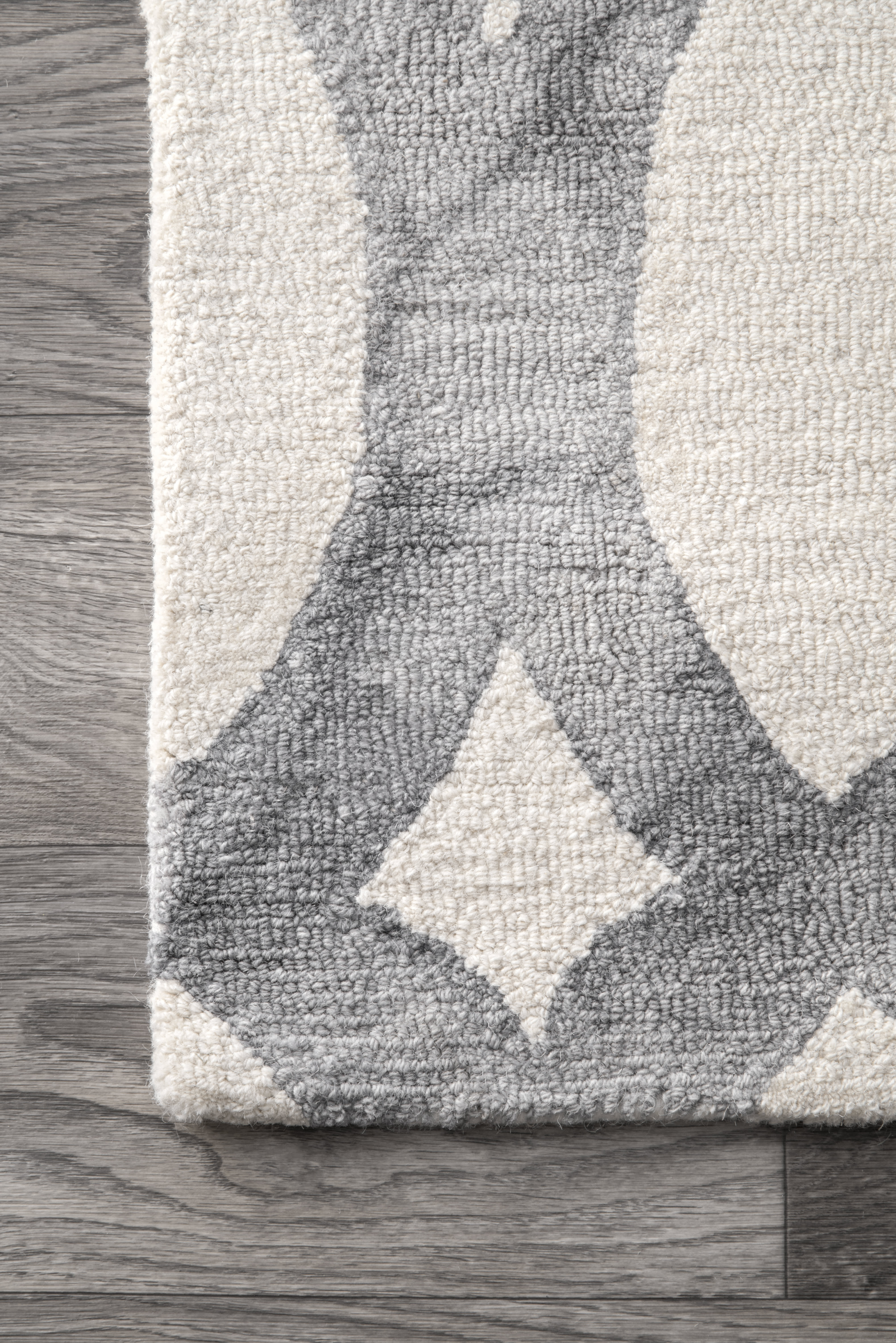 Stained Glass Trellis Rug | Grey - Image 3