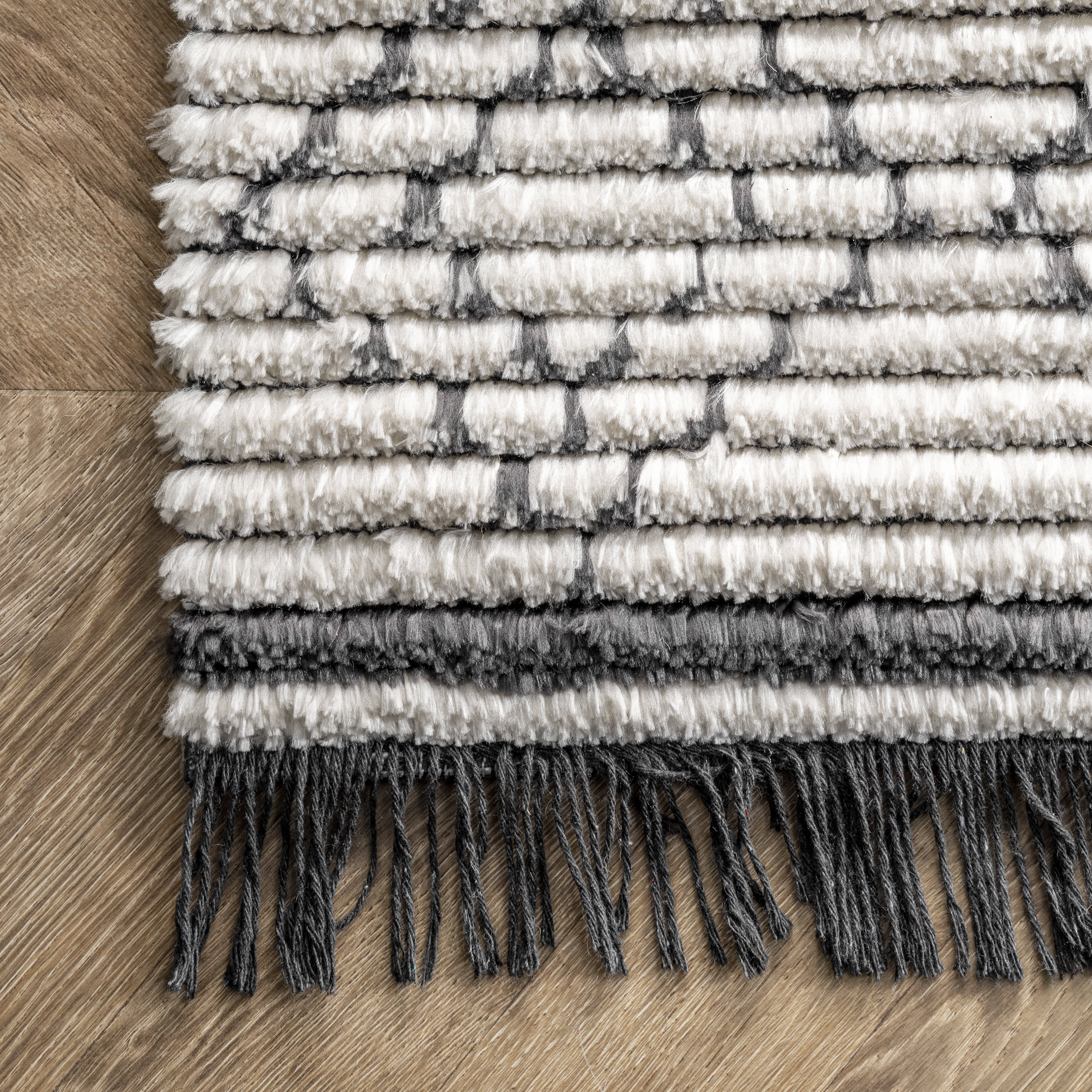 Stippled Diamonds Fringed Rug | Beige - Image 3