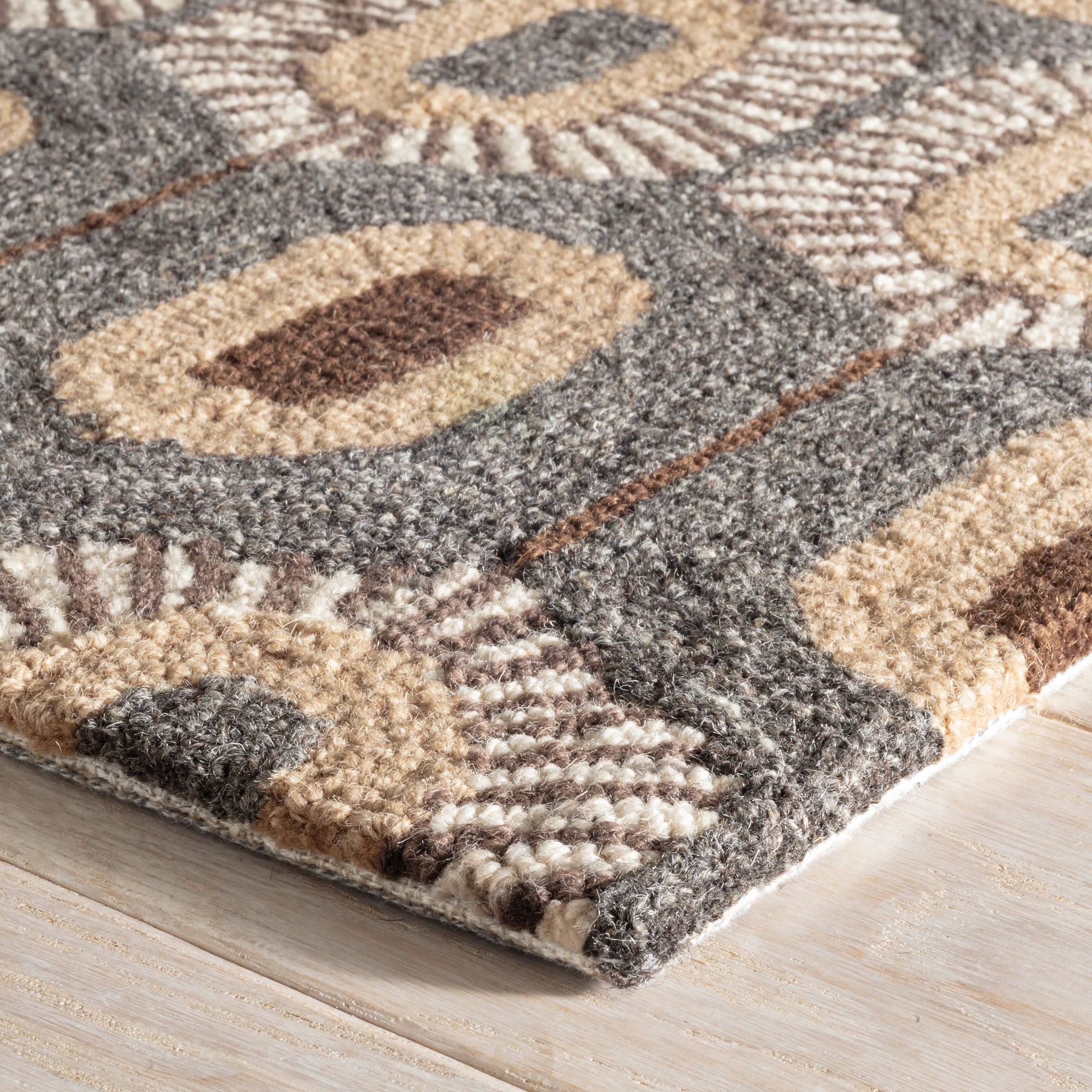 Stowe Hand Micro Hooked Wool Rug | Grey - Image 4