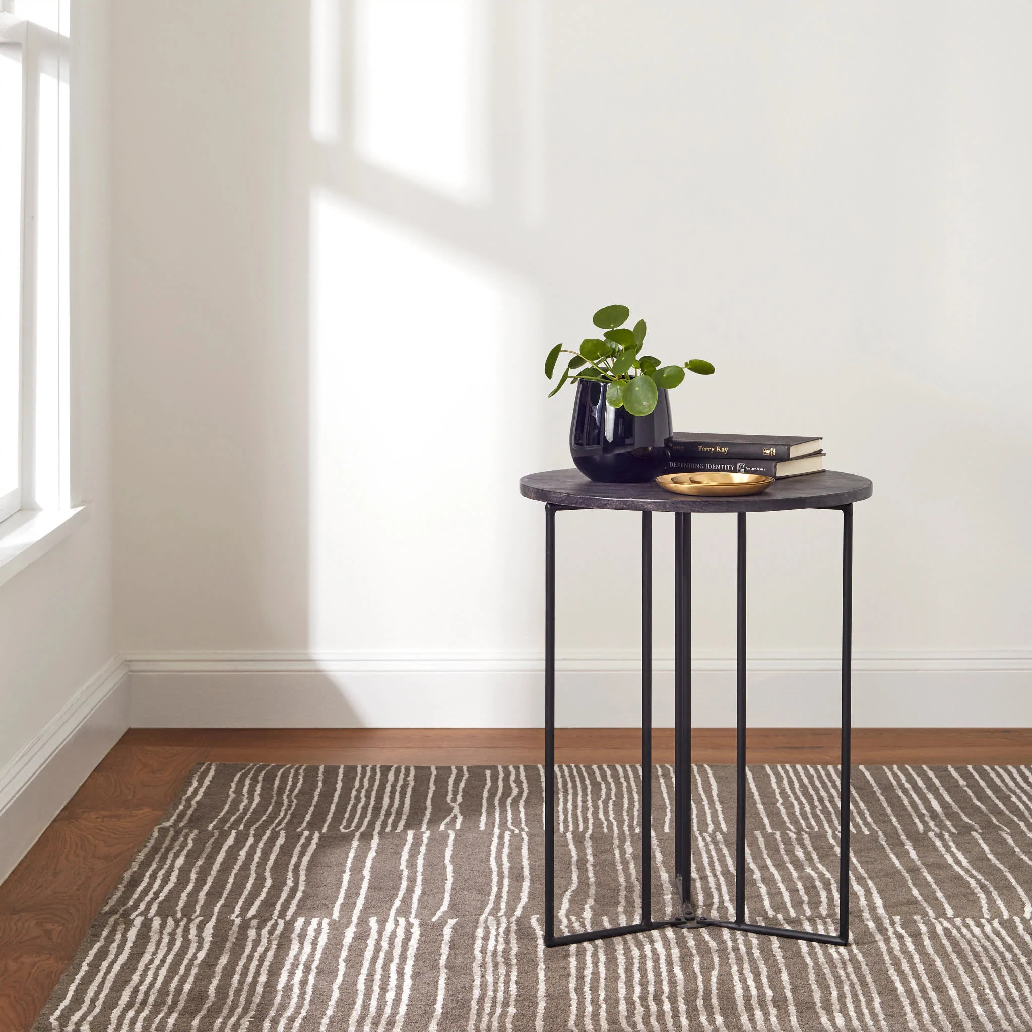Striae Hand Tufted Wool Rug | Grey - Image 3