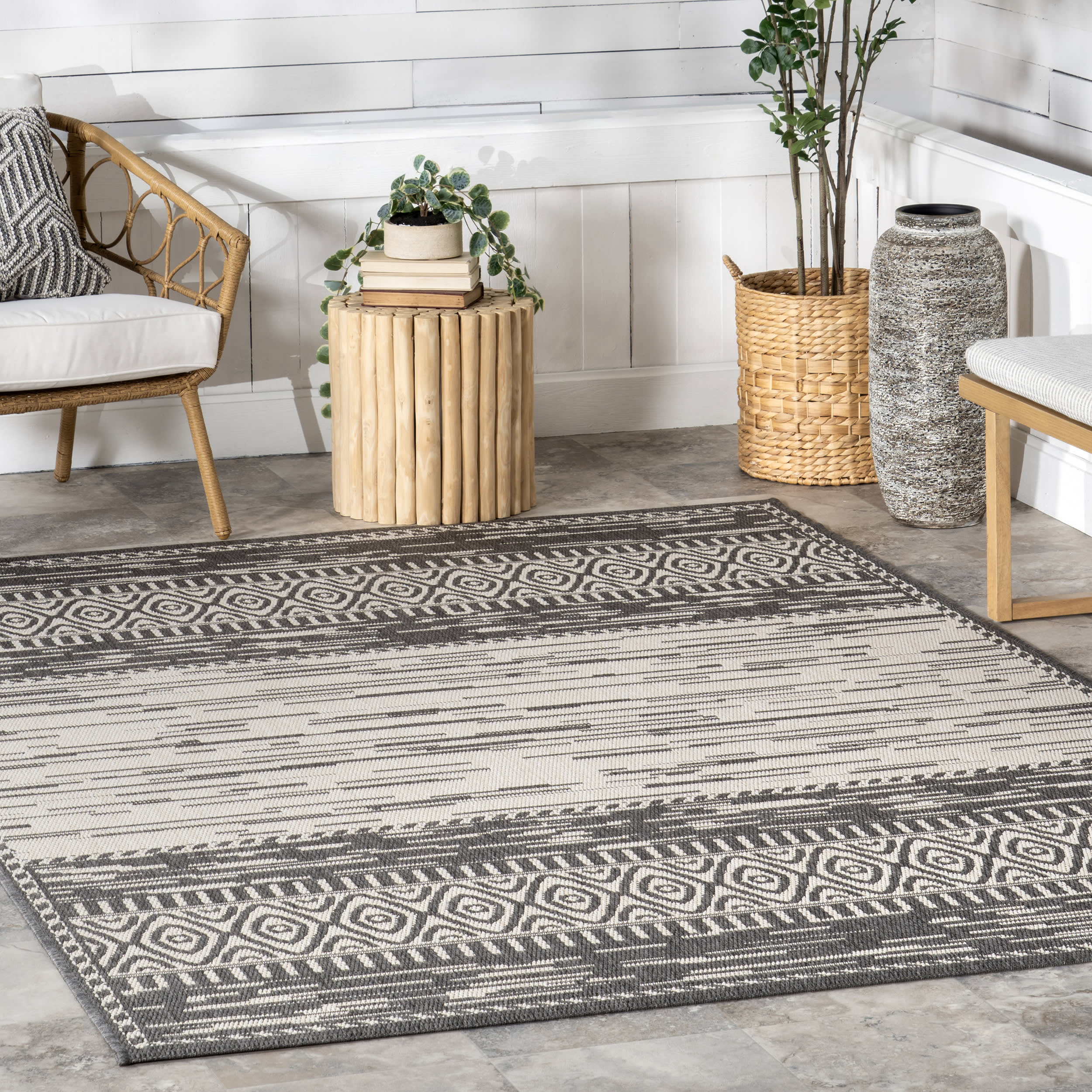 Striated Indoor/Outdoor Rug | Grey - Image 2