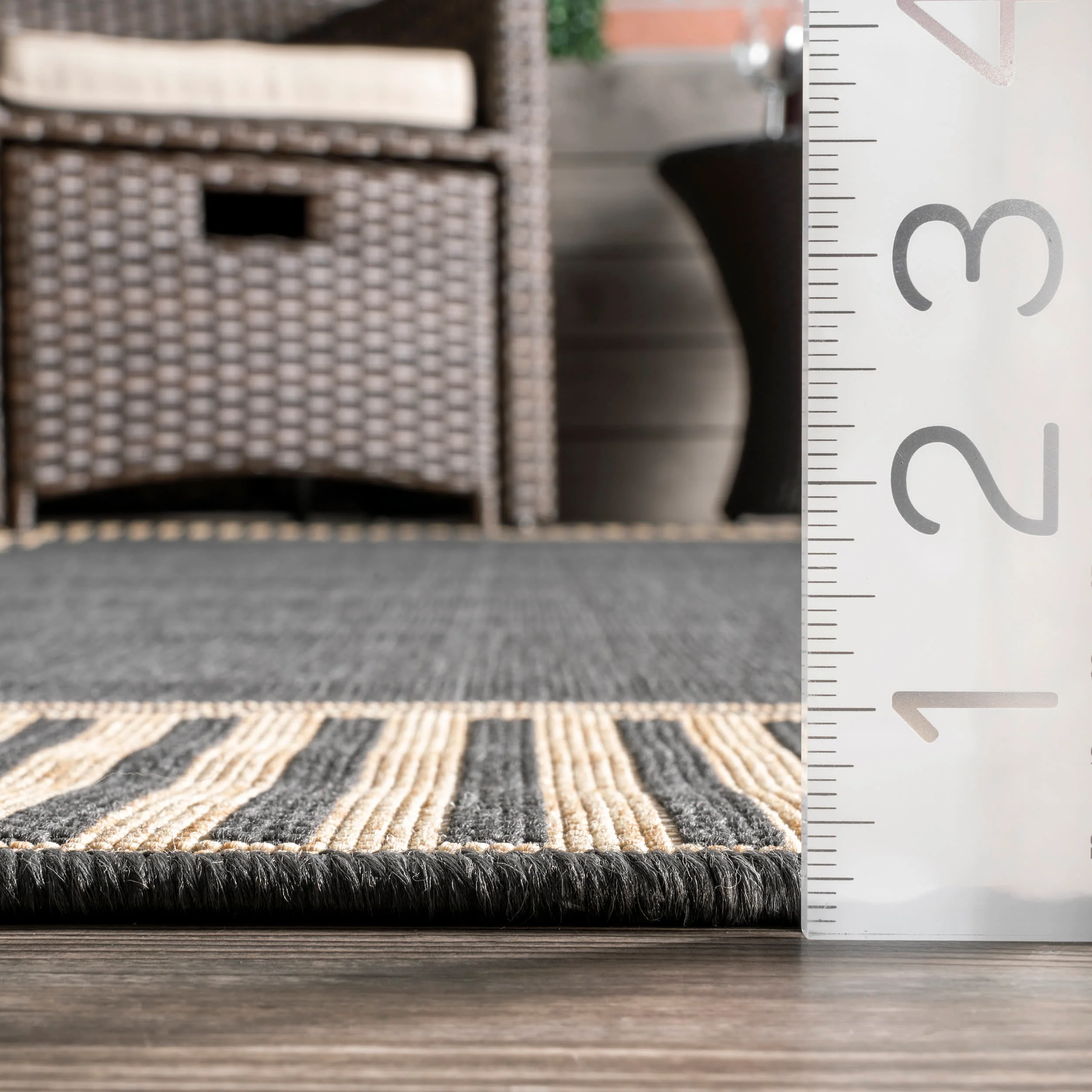 Striped Border Indoor/Outdoor Flatweave Rug | Dark Grey - Image 5