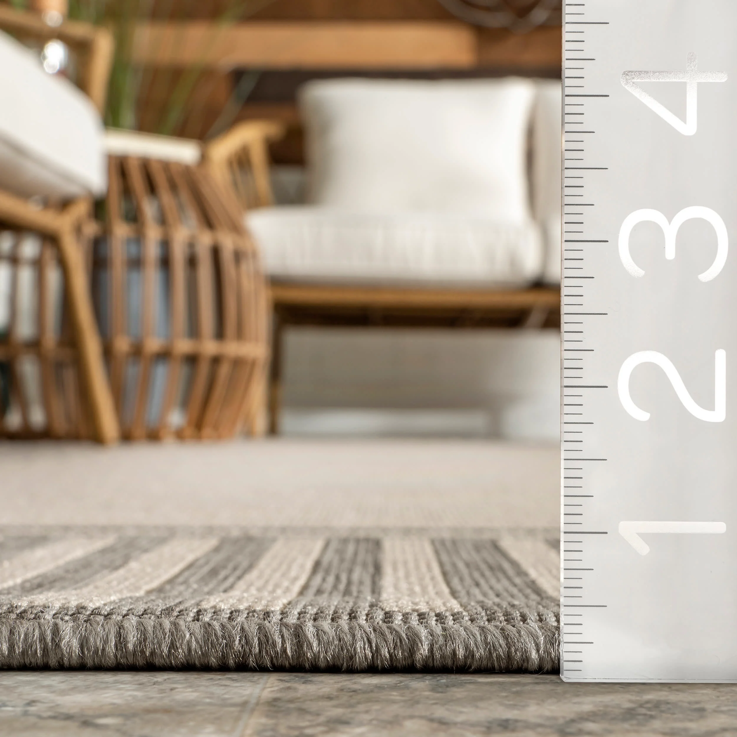 Striped Border Indoor/Outdoor Flatweave Rug | Light Grey - Image 5