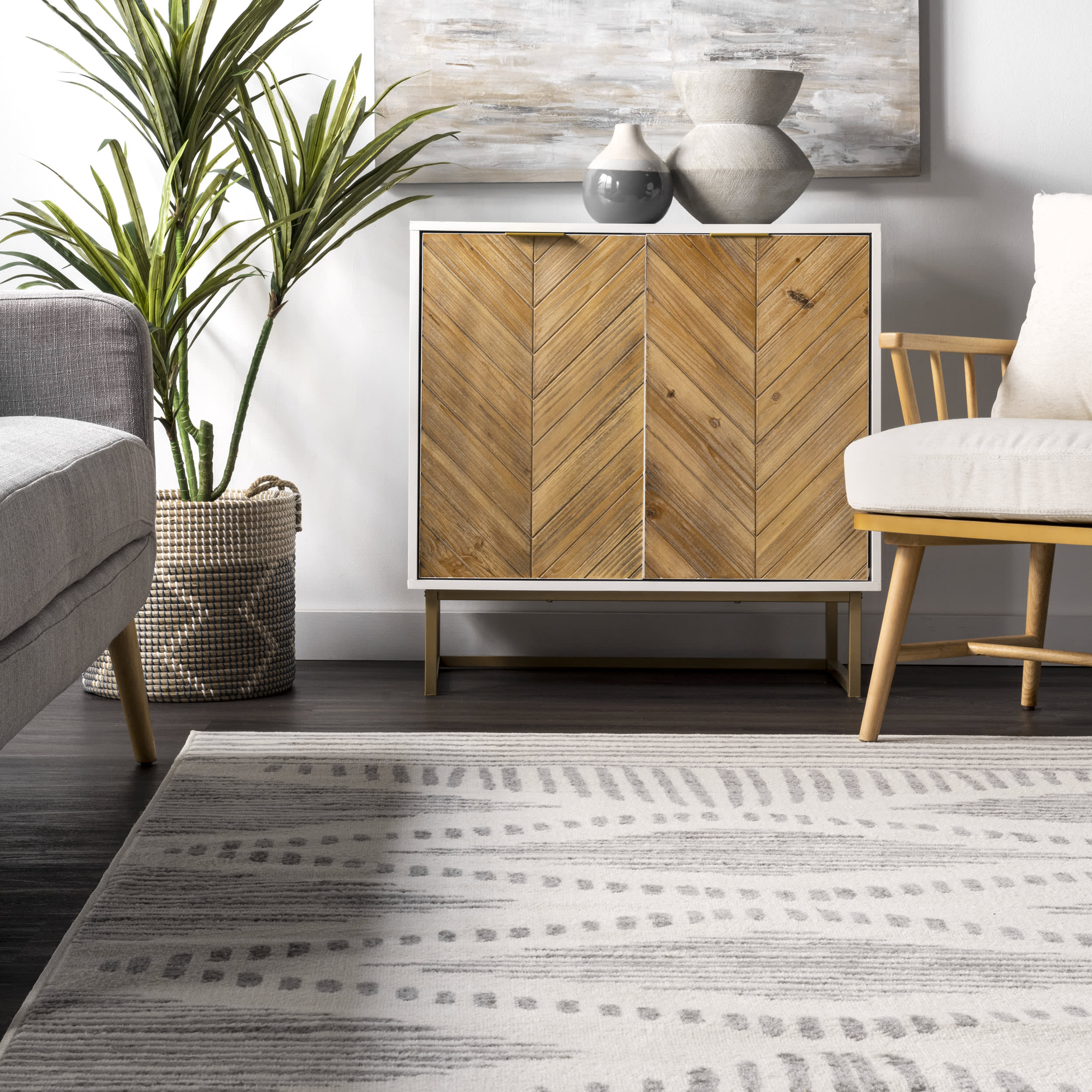 Striped Hourglass Rug | Light Grey - Image 4