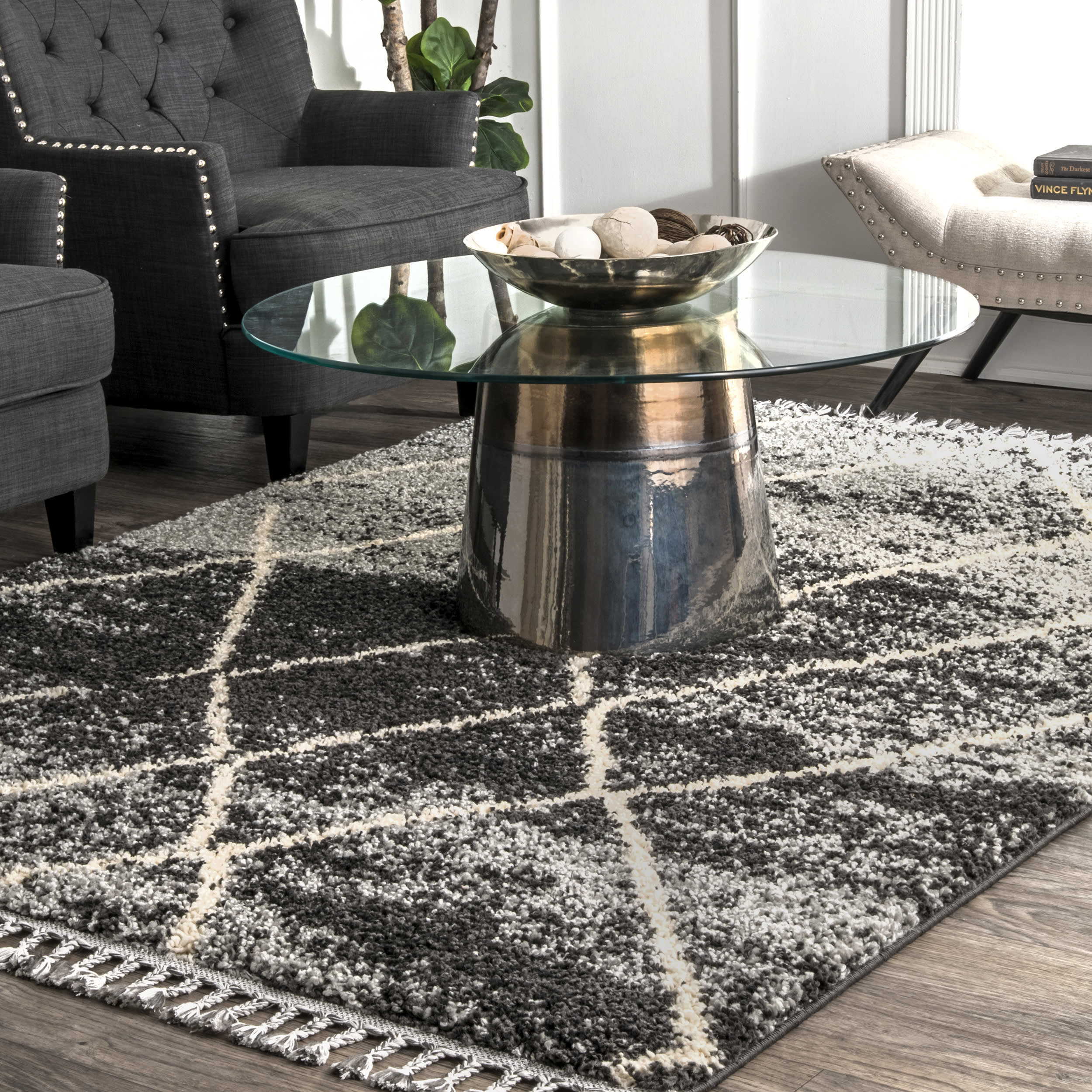 Striped Moroccan Trellis Tassel Rug | Black - Image 2