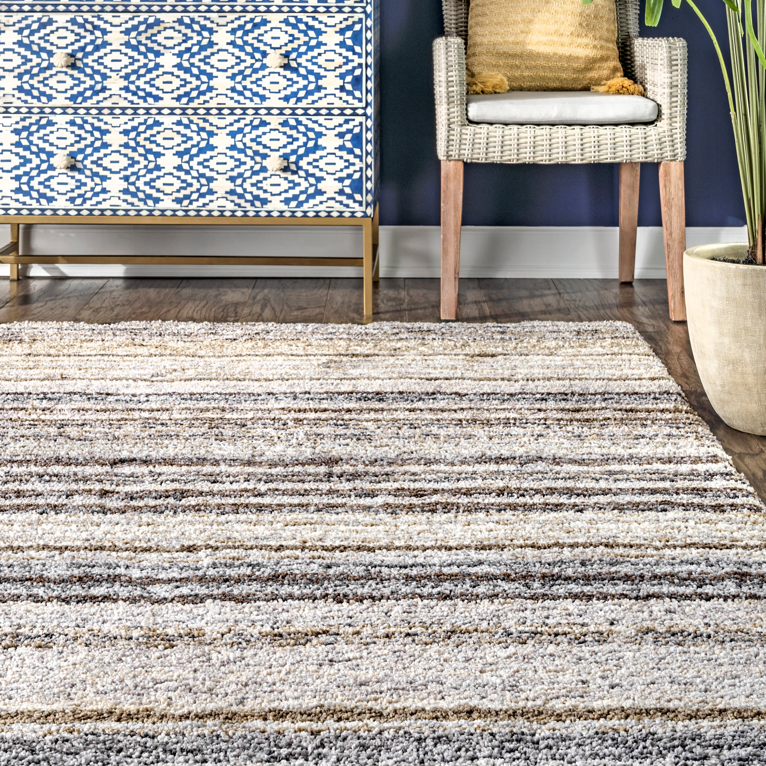 Striped Shaggy Rug | Beige - Image 4