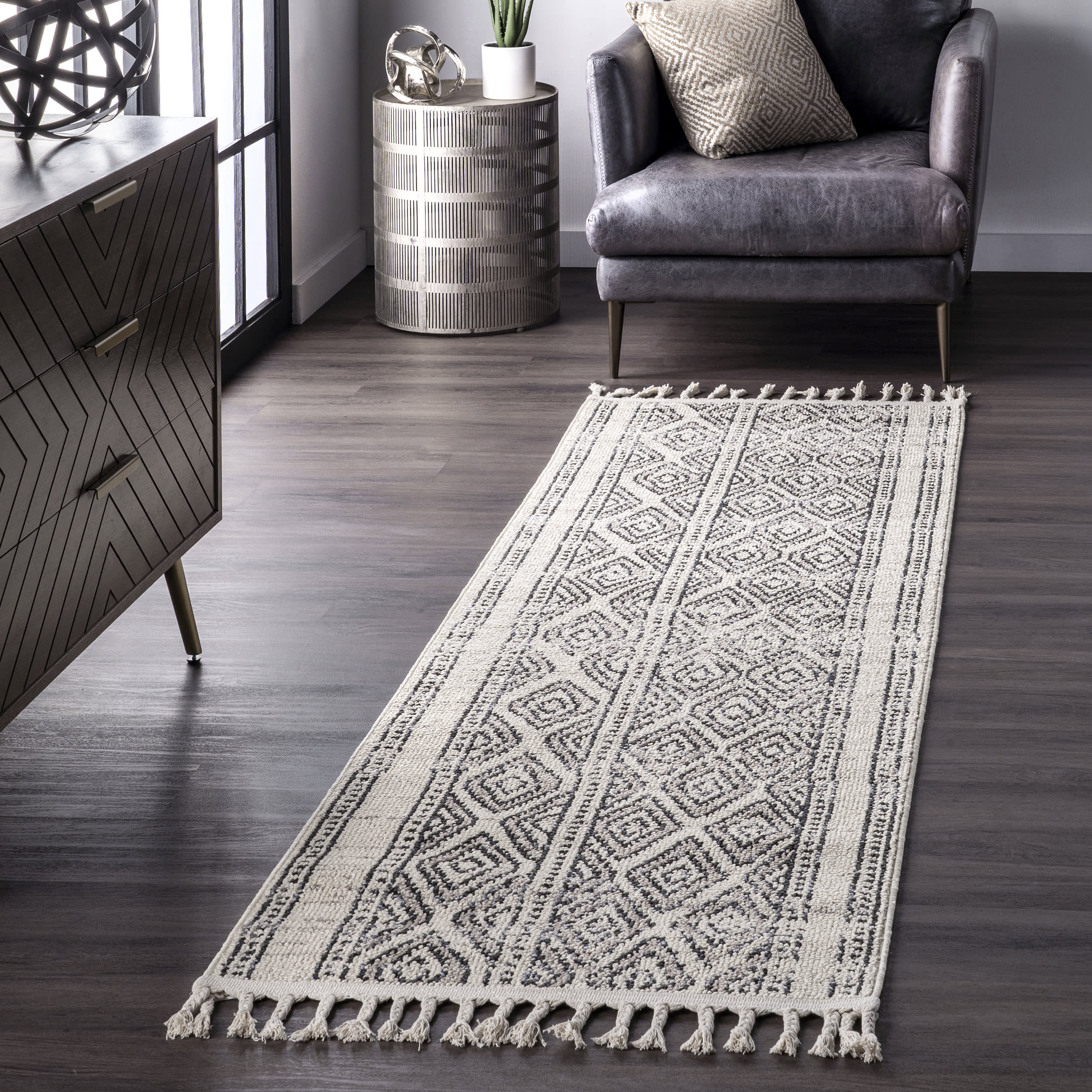 Striped Tasseled Rug | Ivory - Image 2