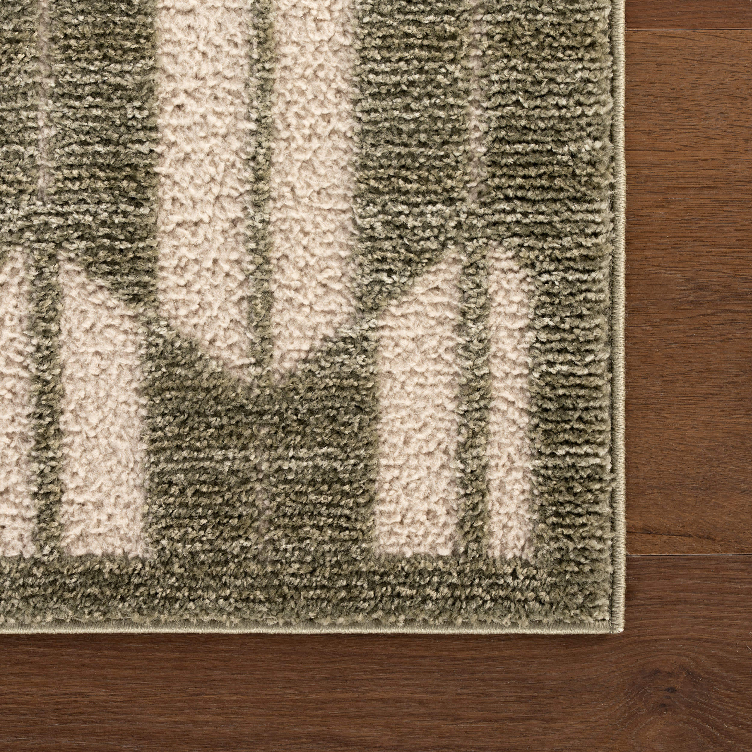 Suba Transitional Geometric Rug | Green - Image 4