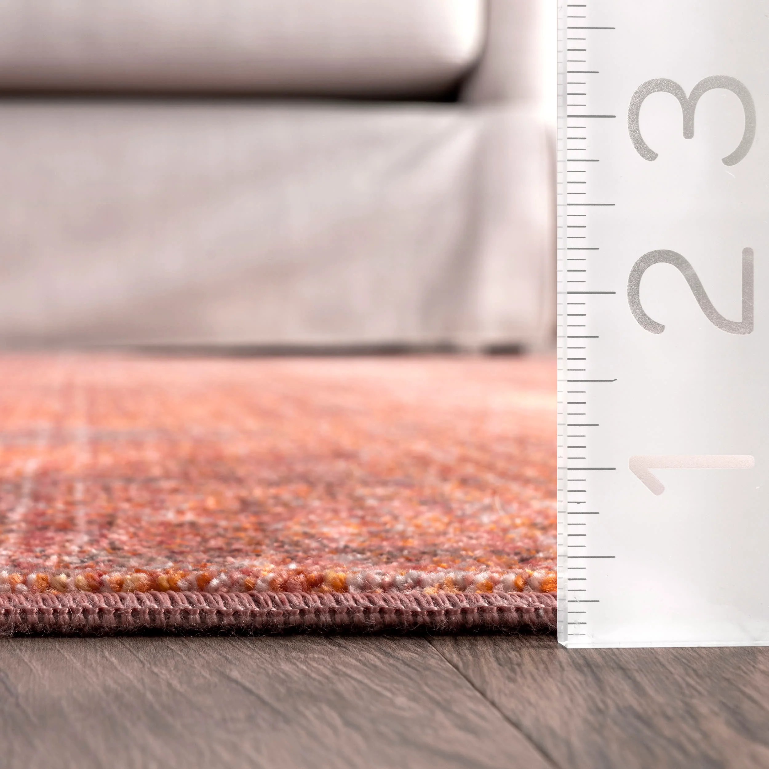 Subtle Herati Fringe Rug | Pink - Image 5