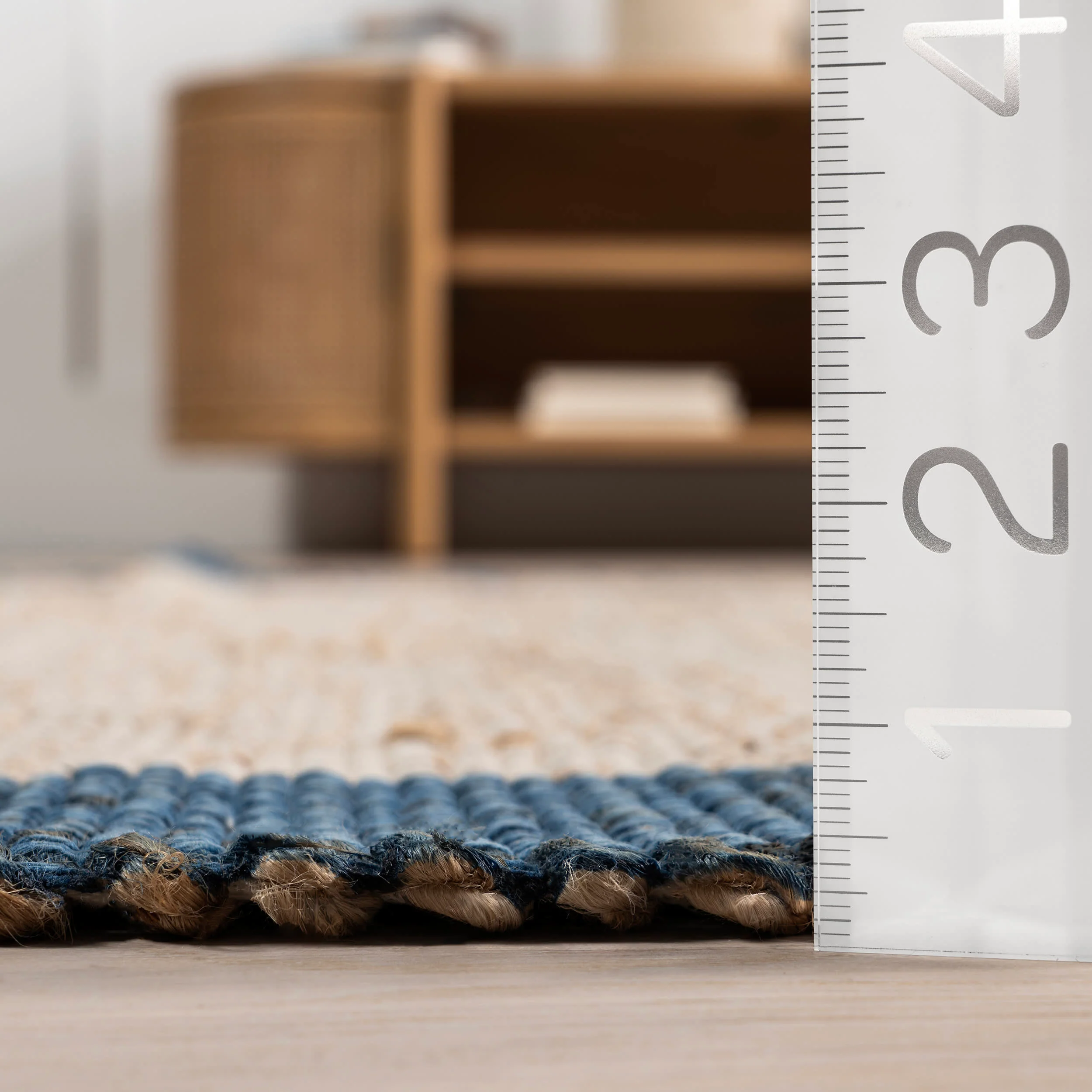 Suellen Bordered Handwoven Jute-Blend Rug | Blue - Image 5