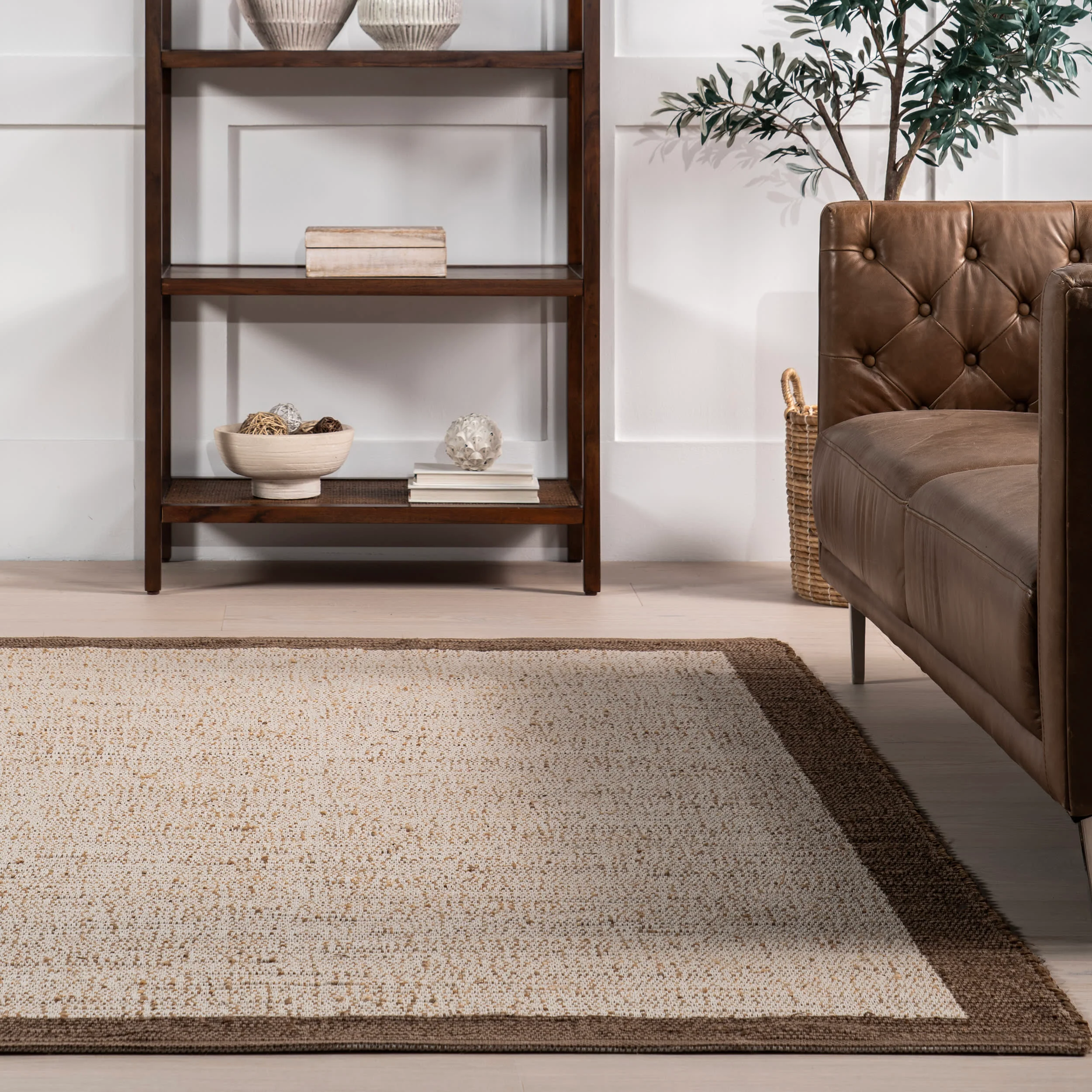 Suellen Bordered Handwoven Jute-Blend Rug | Brown - Image 4