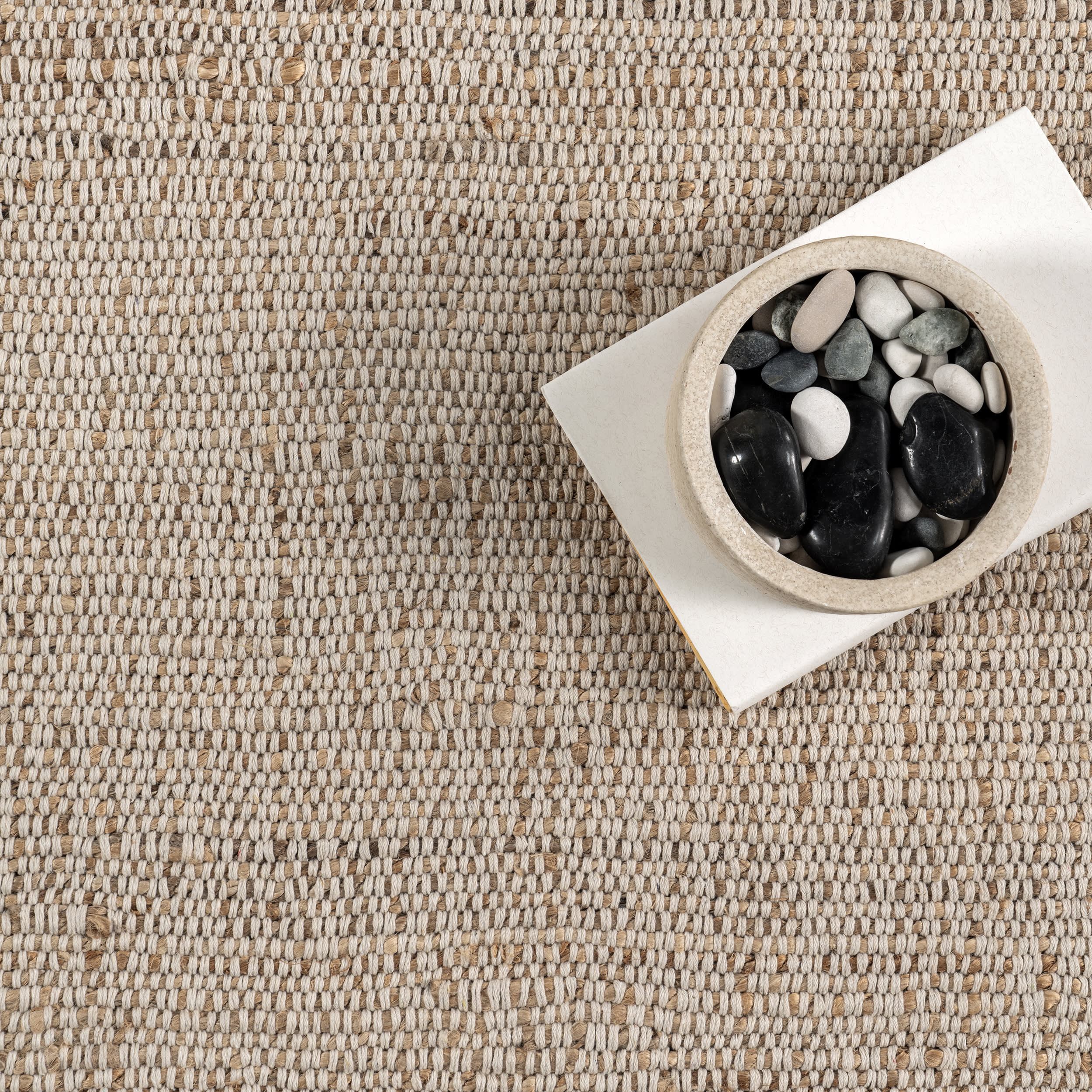 Suellen Bordered Handwoven Jute-Blend Rug | Grey - Image 7
