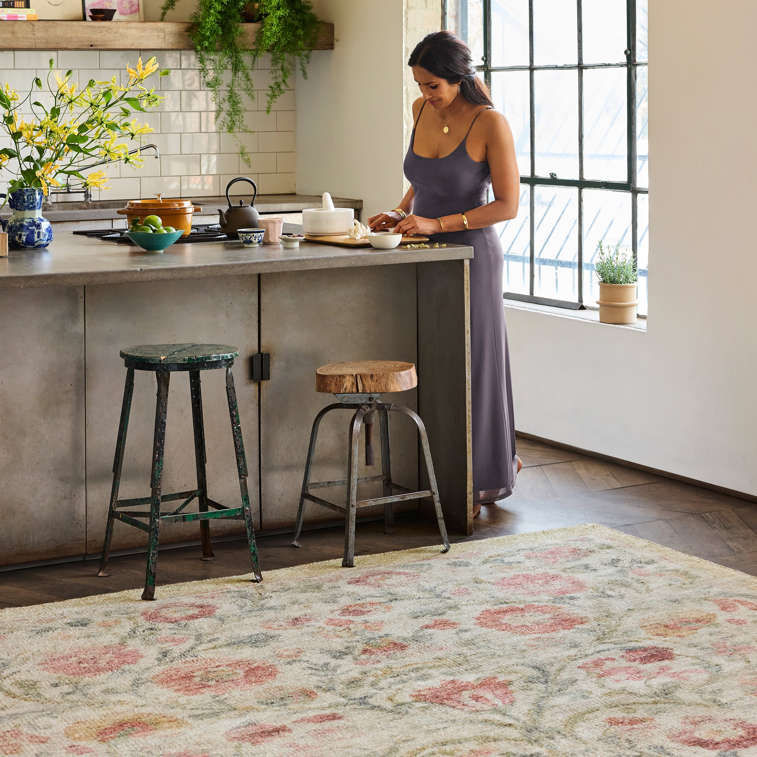 Sufi Hand Tufted Floral Motif Wool-Blend Rug | Multicolor - Image 2