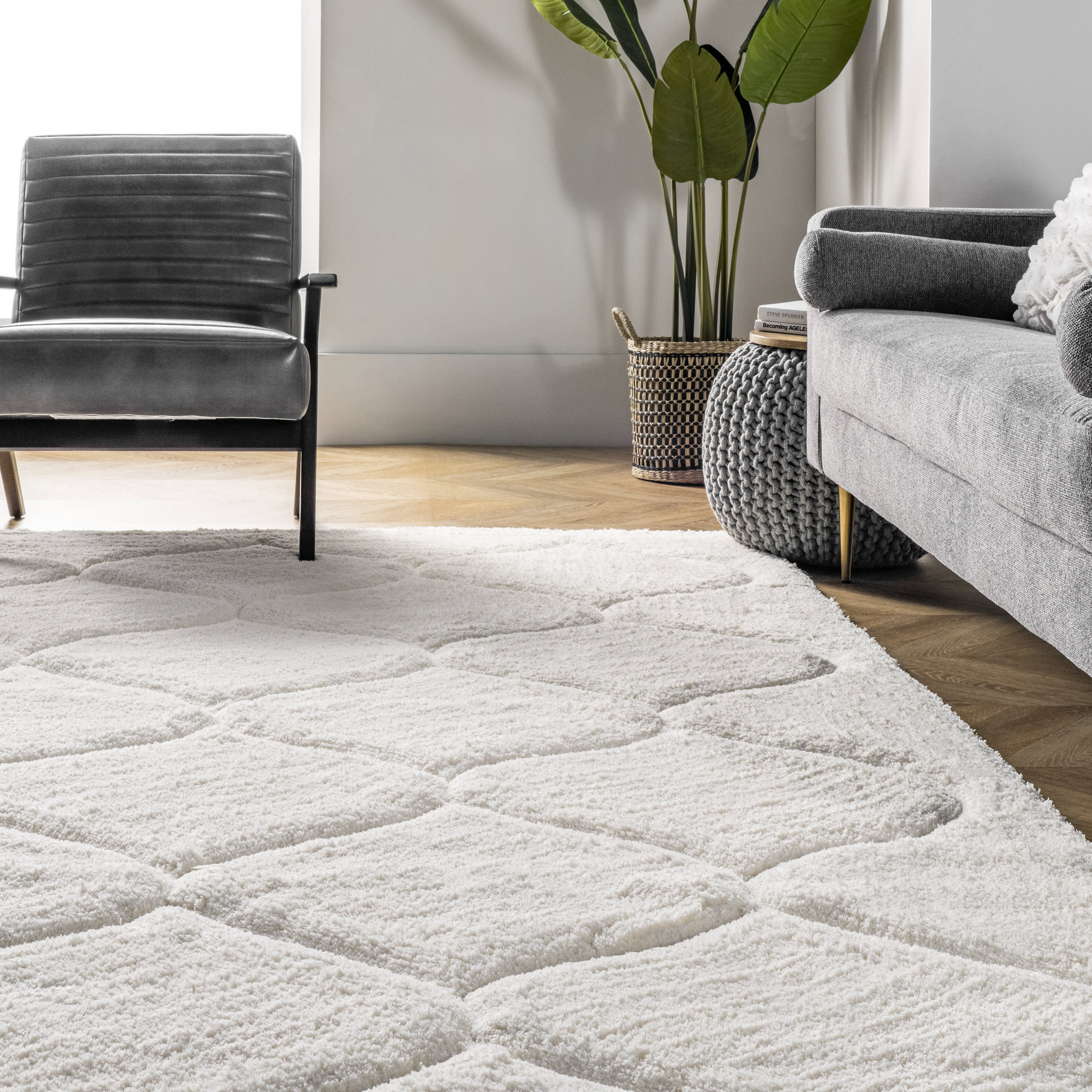 Super Soft Luxury Shag with Carved Trellis Rug | White - Image 4