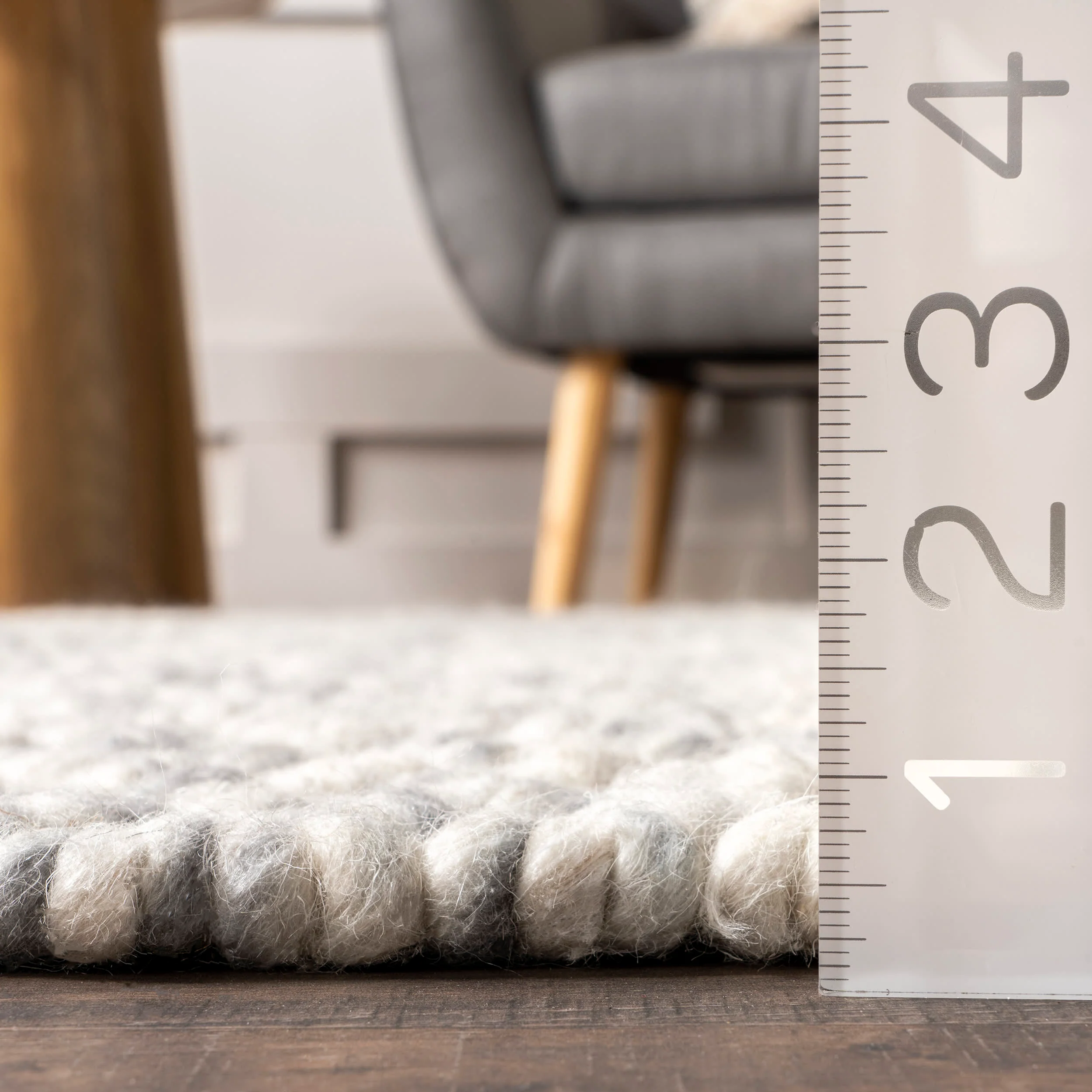 Sutton Solid Chevron Rug | Blue - Image 5