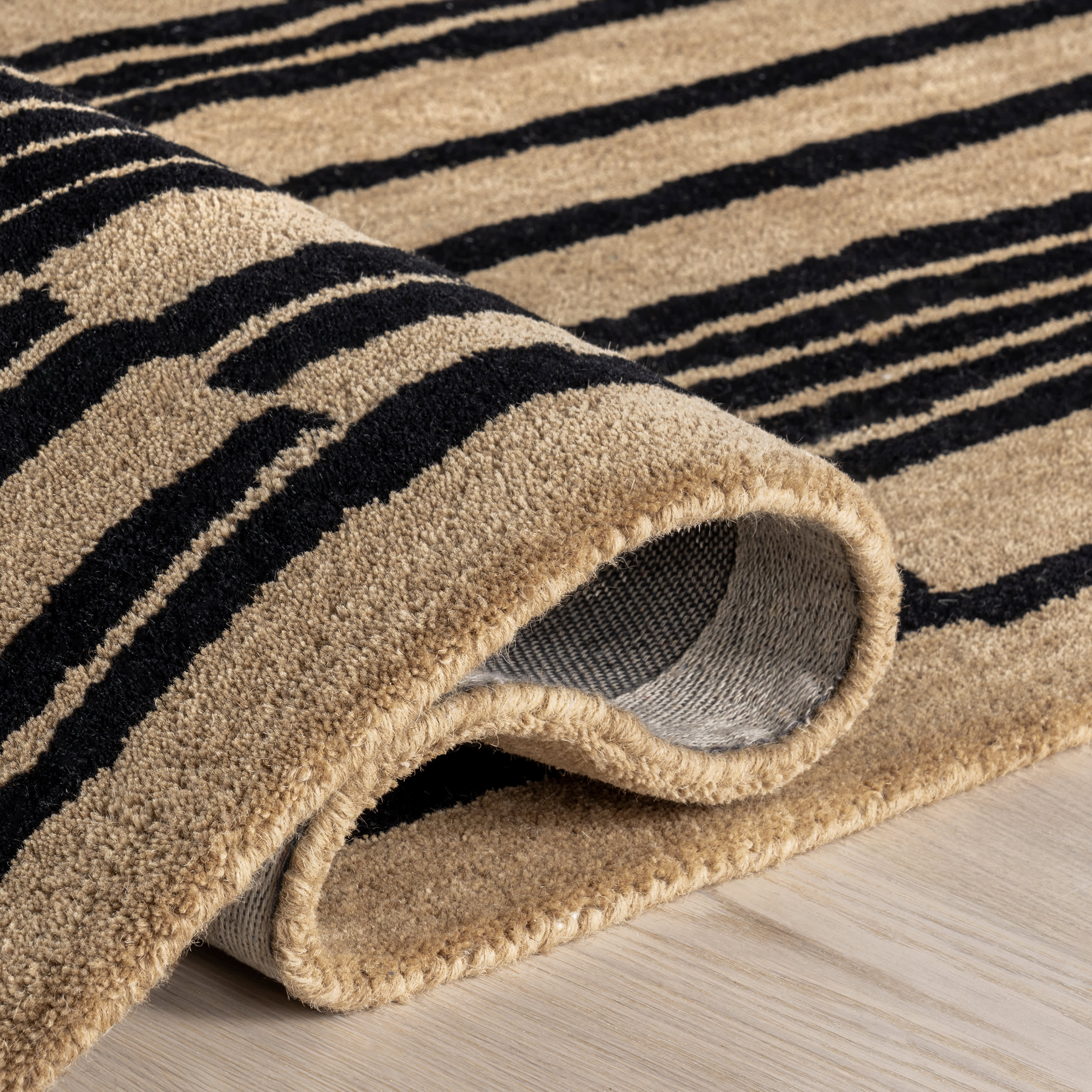 Tara Striped Wool Rug | Black - Image 8