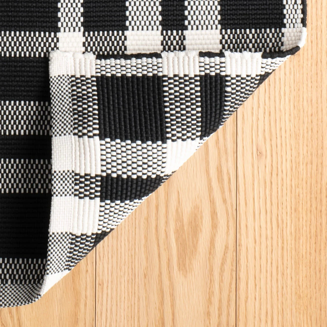 Tattersall Handwoven Indoor/Outdoor Rug | Black - Image 7