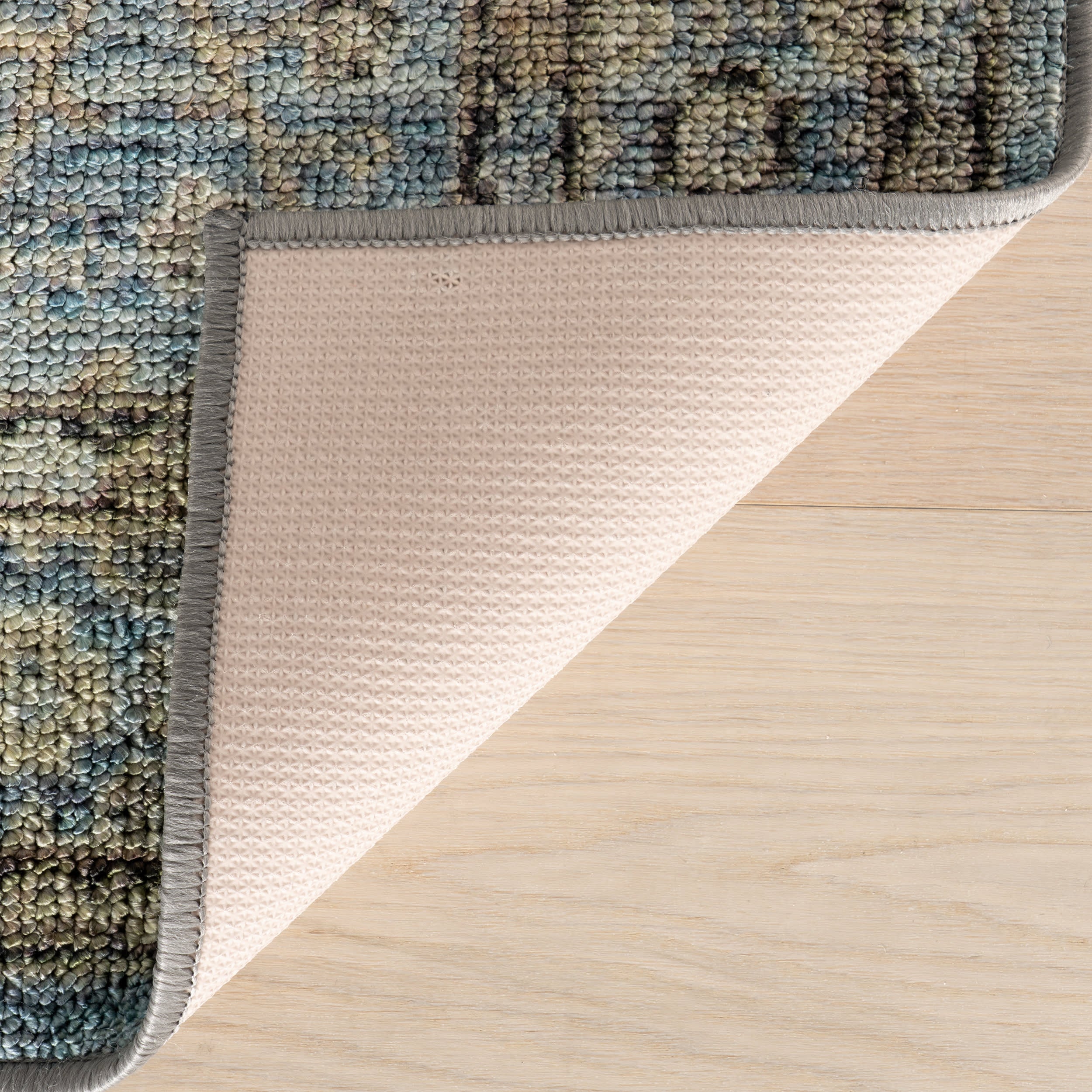 Tavara Traditional Bordered Washable Rug | Blue - Image 8