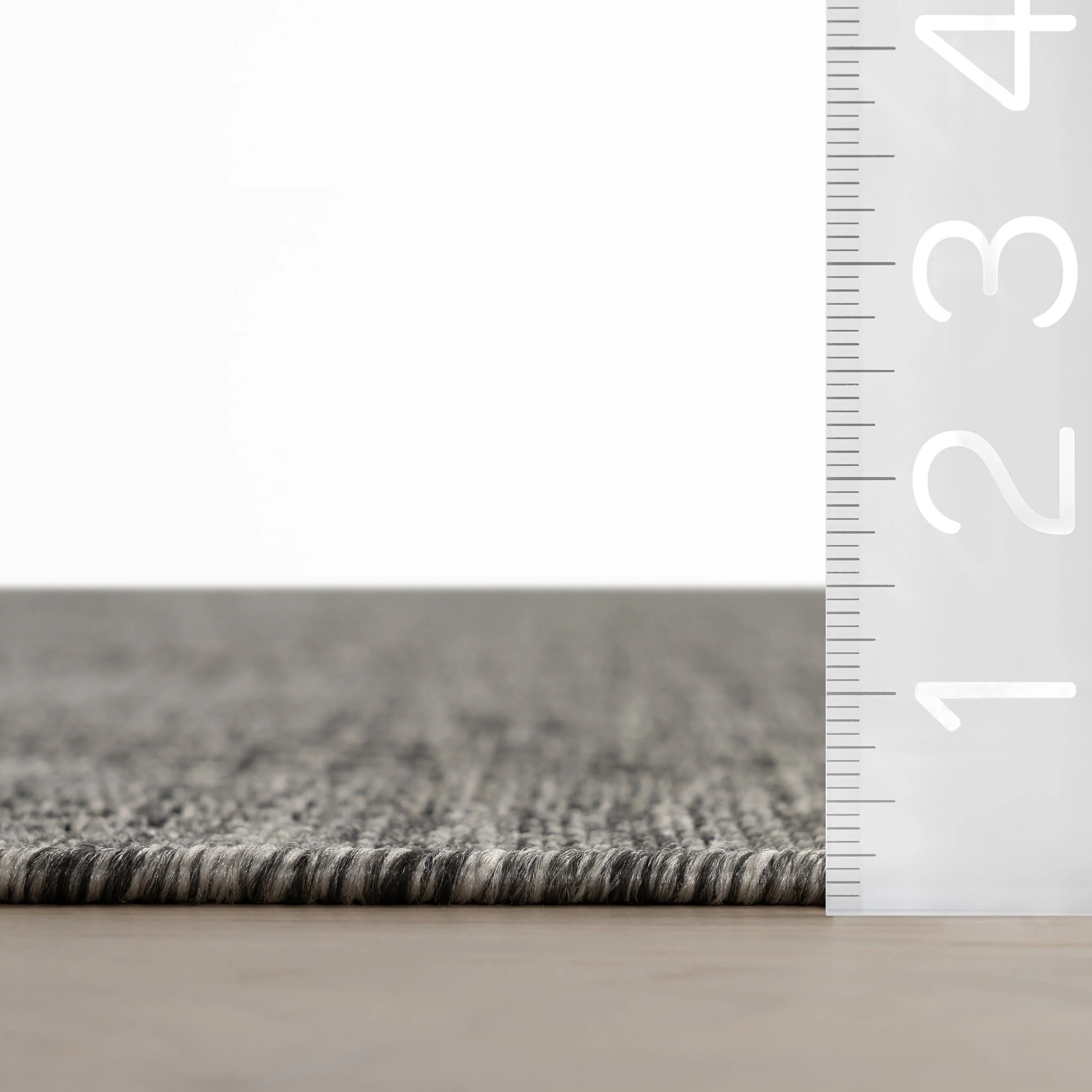 Tesnia Modern Solid Indoor/Outdoor Rug | Grey - Image 6