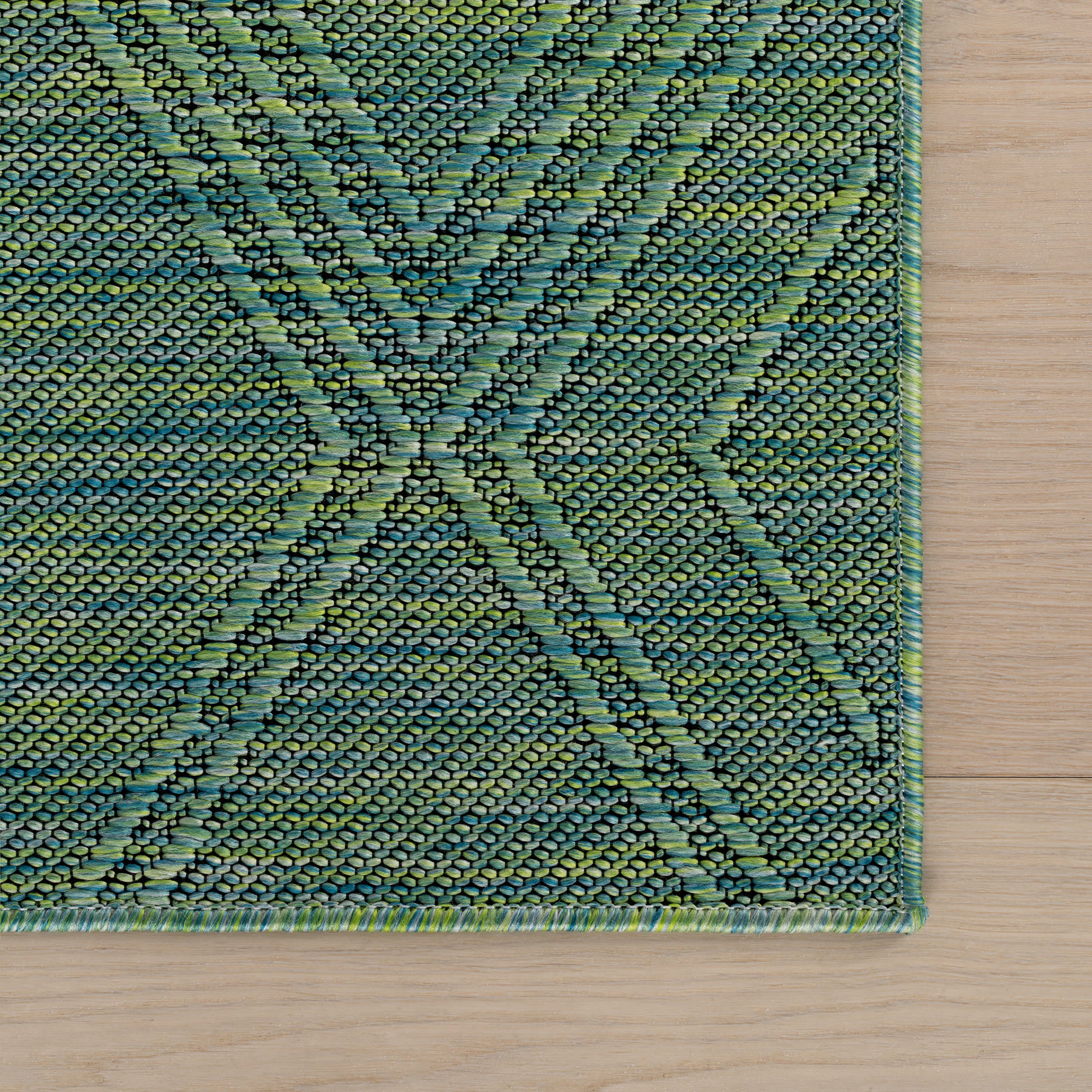 Tesnia Modern Solid Indoor/Outdoor Rug | Teal - Image 4