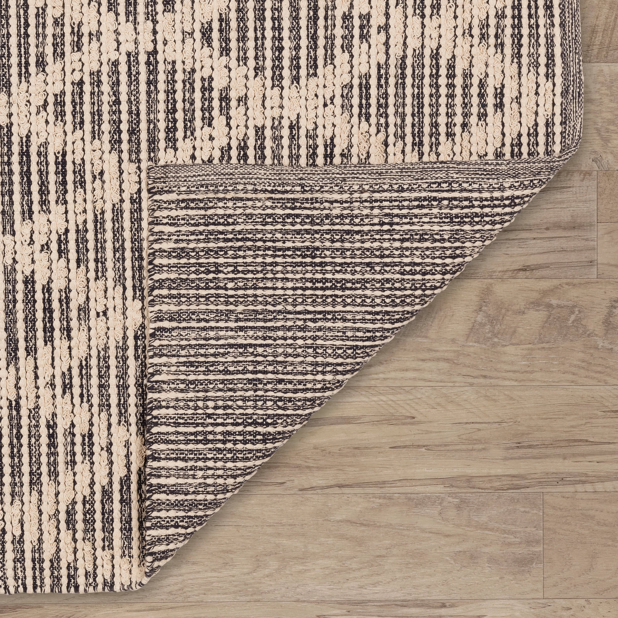 Textured Diamond Handwoven Cotton Rug | Blue/Ivory - Image 6