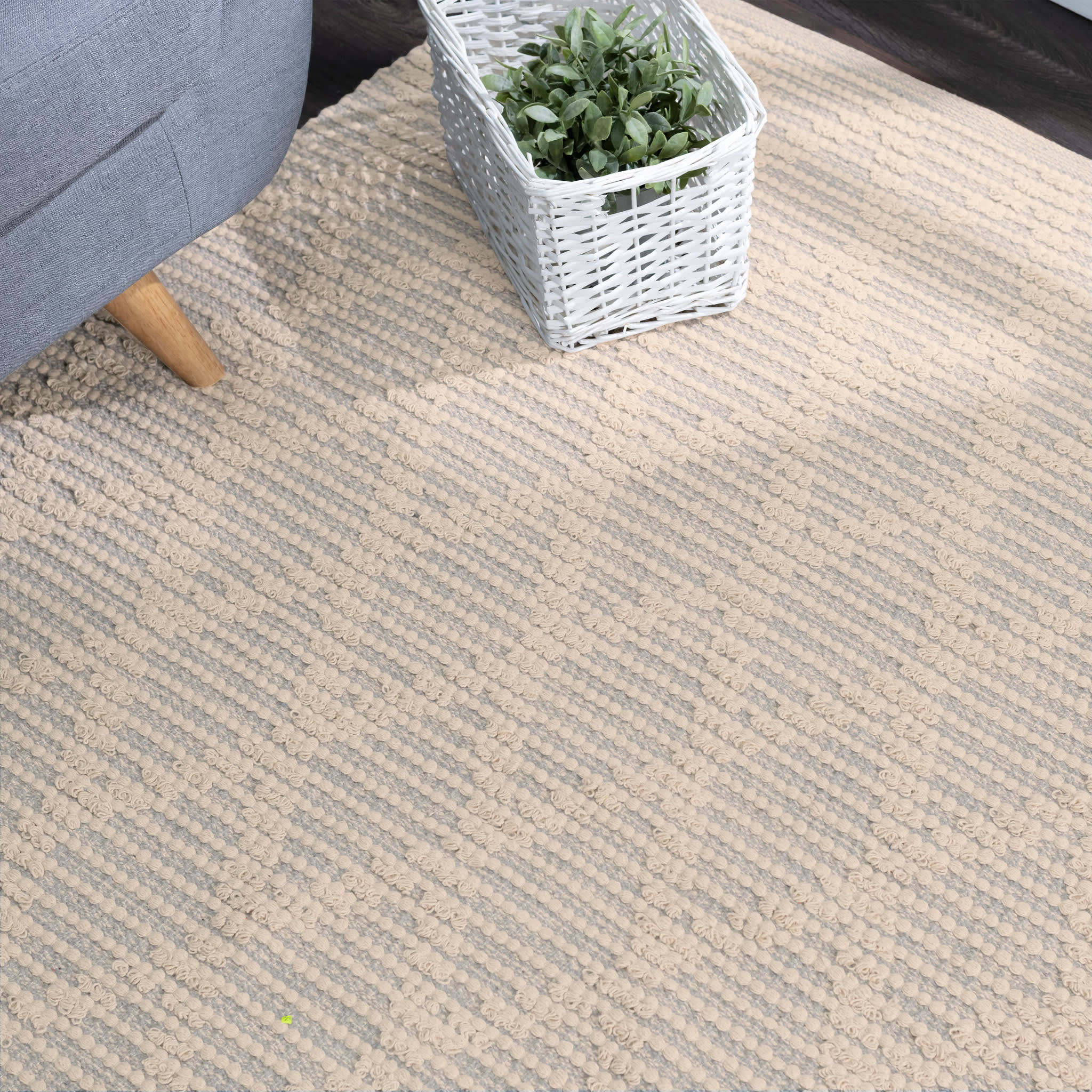 Textured Diamond Handwoven Cotton Rug | Grey/Ivory - Image 3