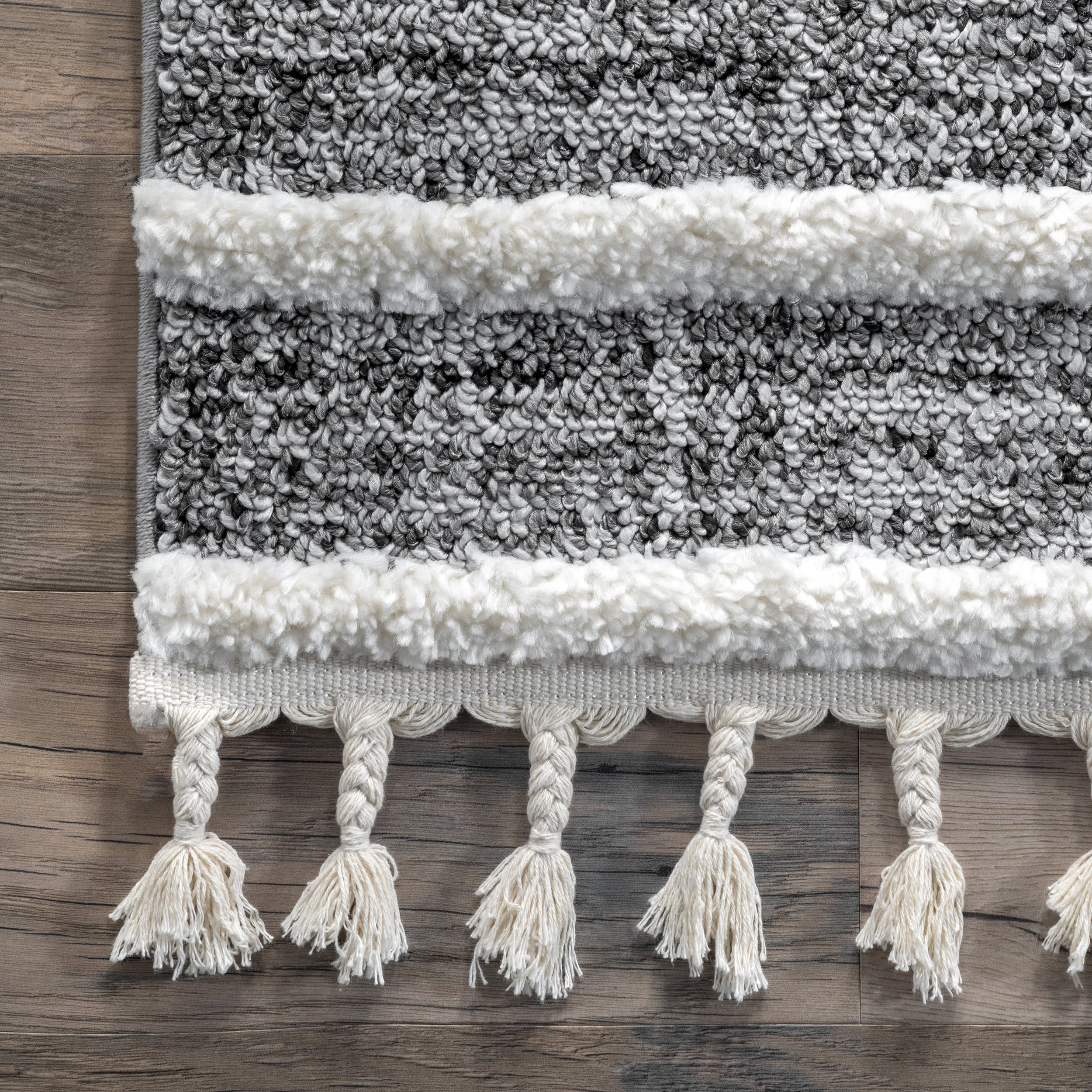 Textured Paneled Lattice Rug | Grey - Image 3