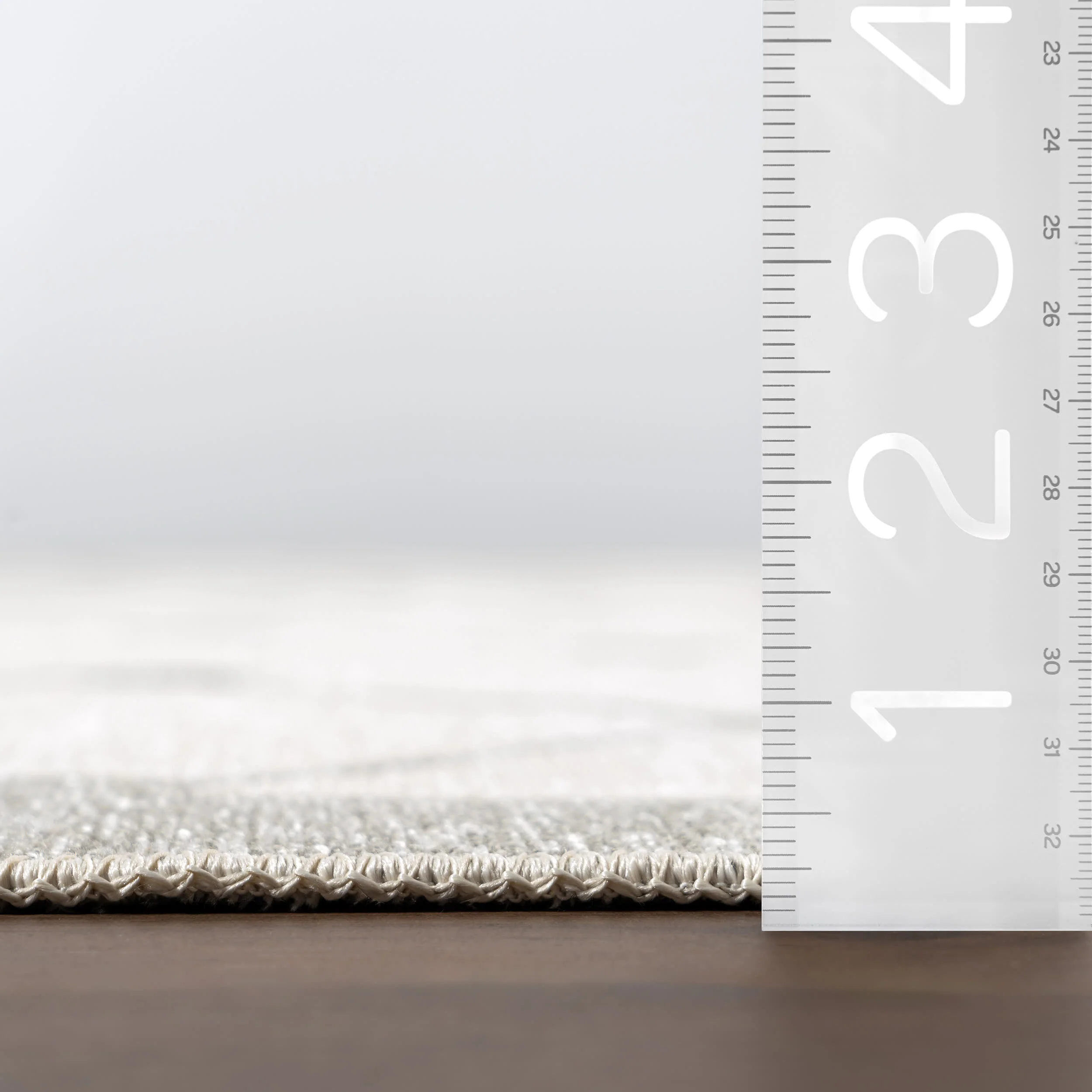 Thelma Lattice Fringed Reversible Washable Rug | Light Grey - Image 7