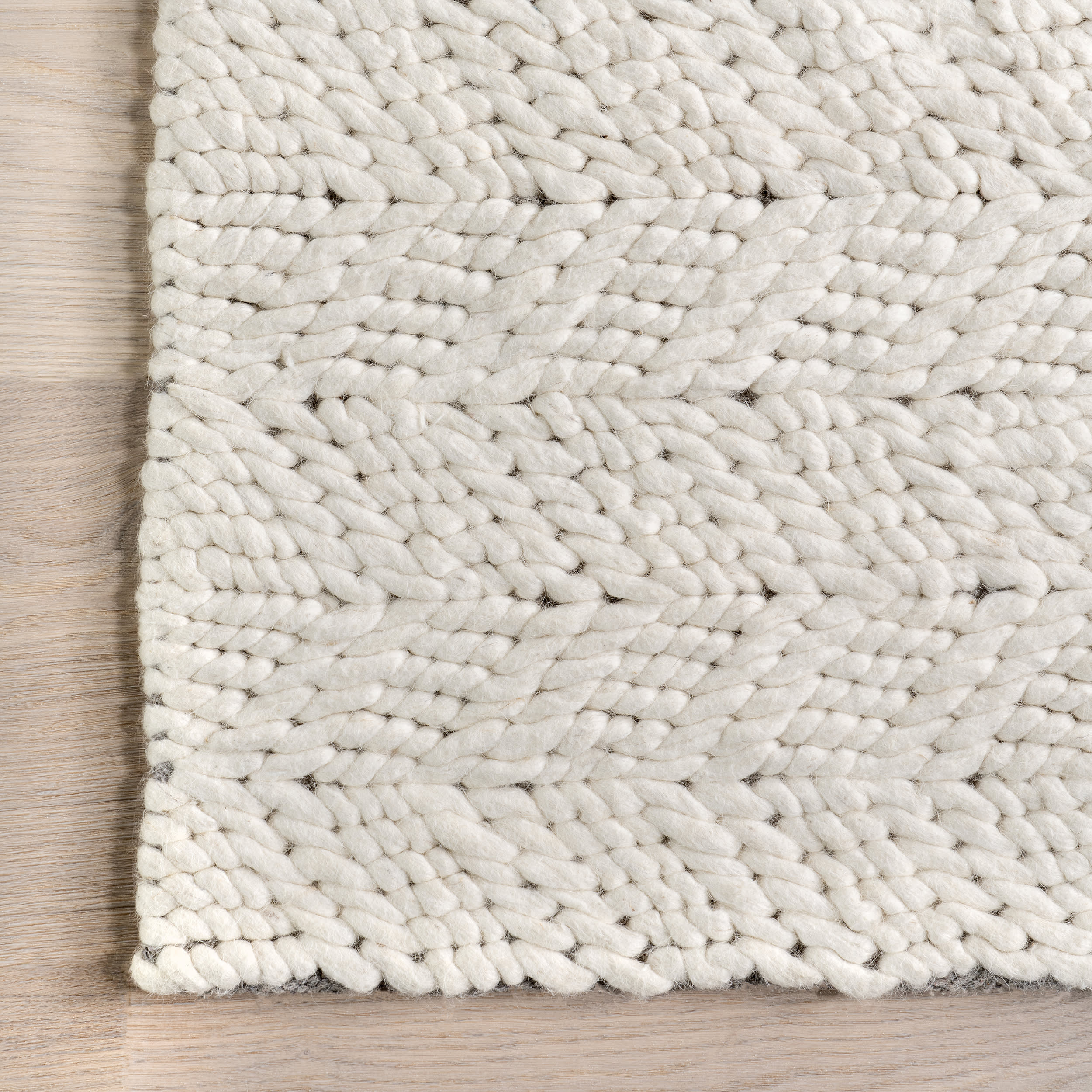 Therese Chevron Wool Rug | Ivory - Image 3