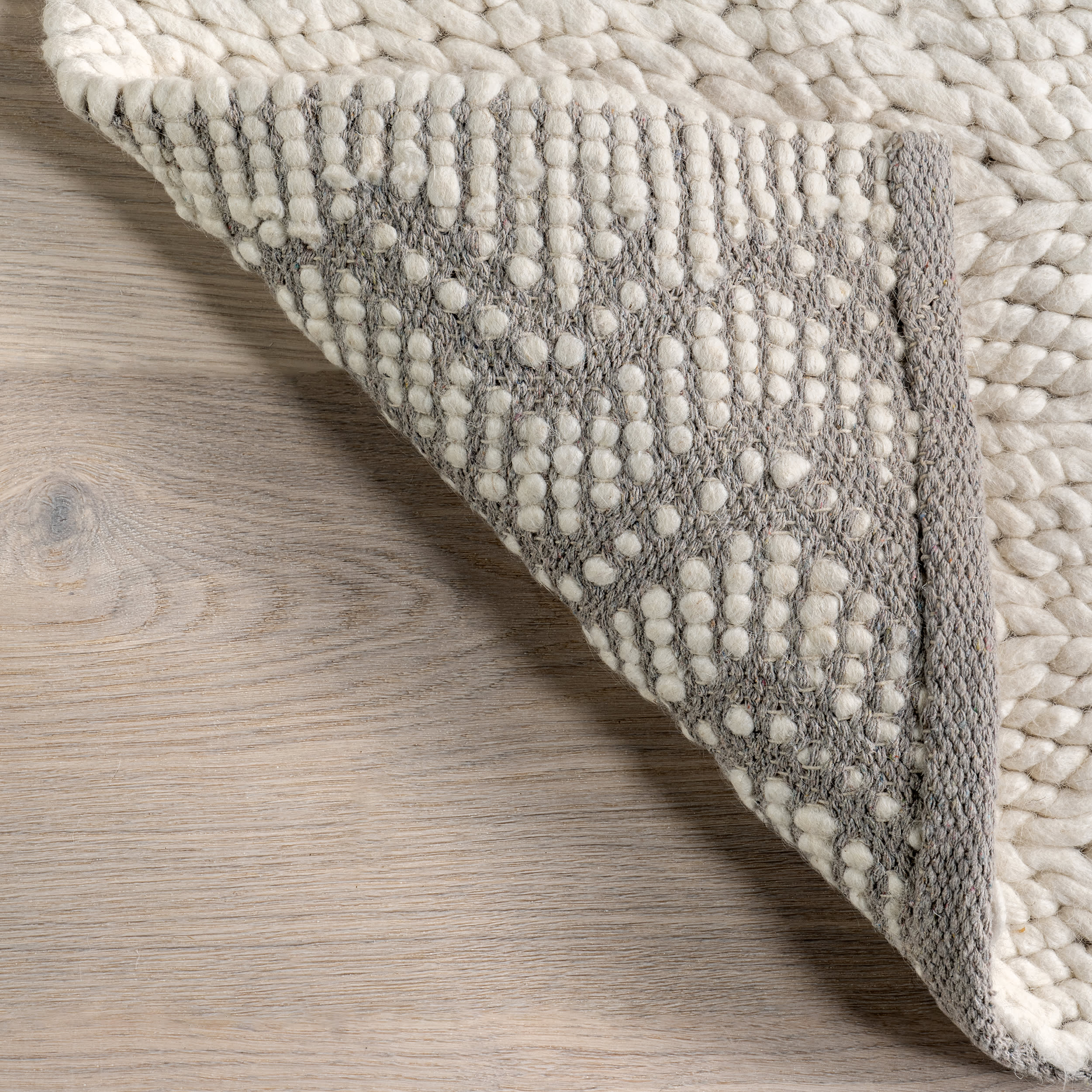 Therese Chevron Wool Rug | Ivory - Image 6