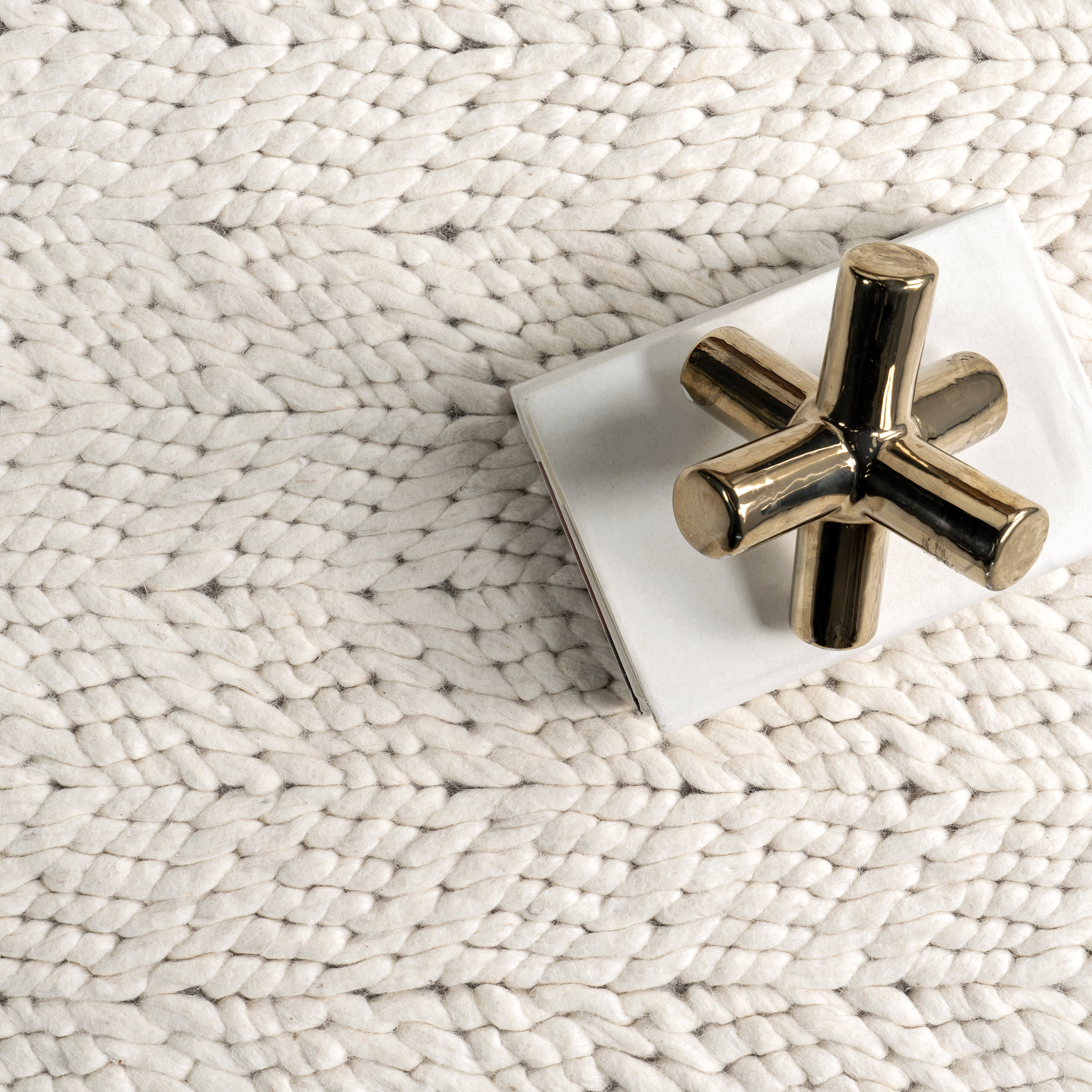 Therese Chevron Wool Rug | Ivory - Image 7