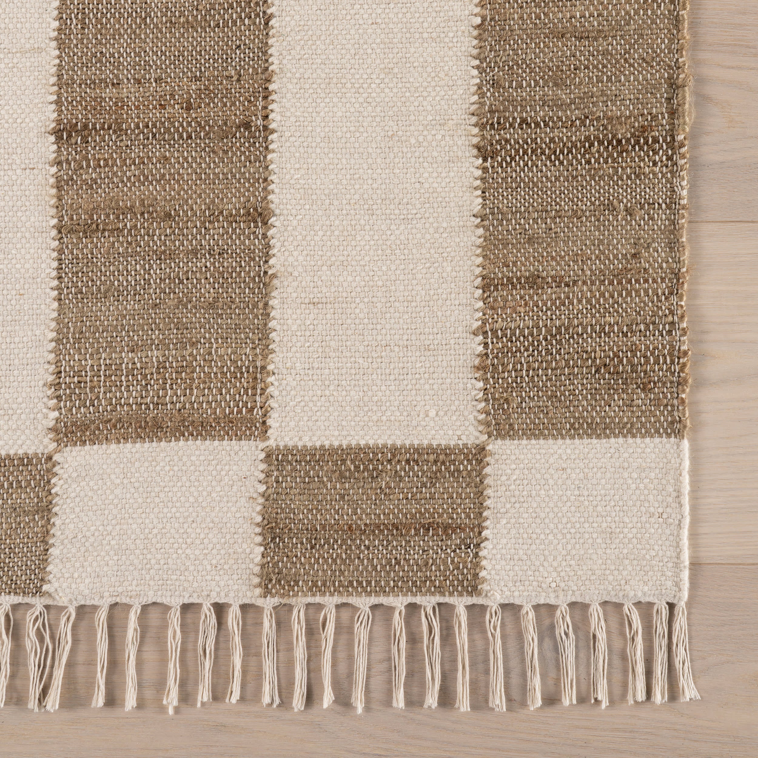 Tierra Jute Modern Farmhouse Rug | Brown - Image 4