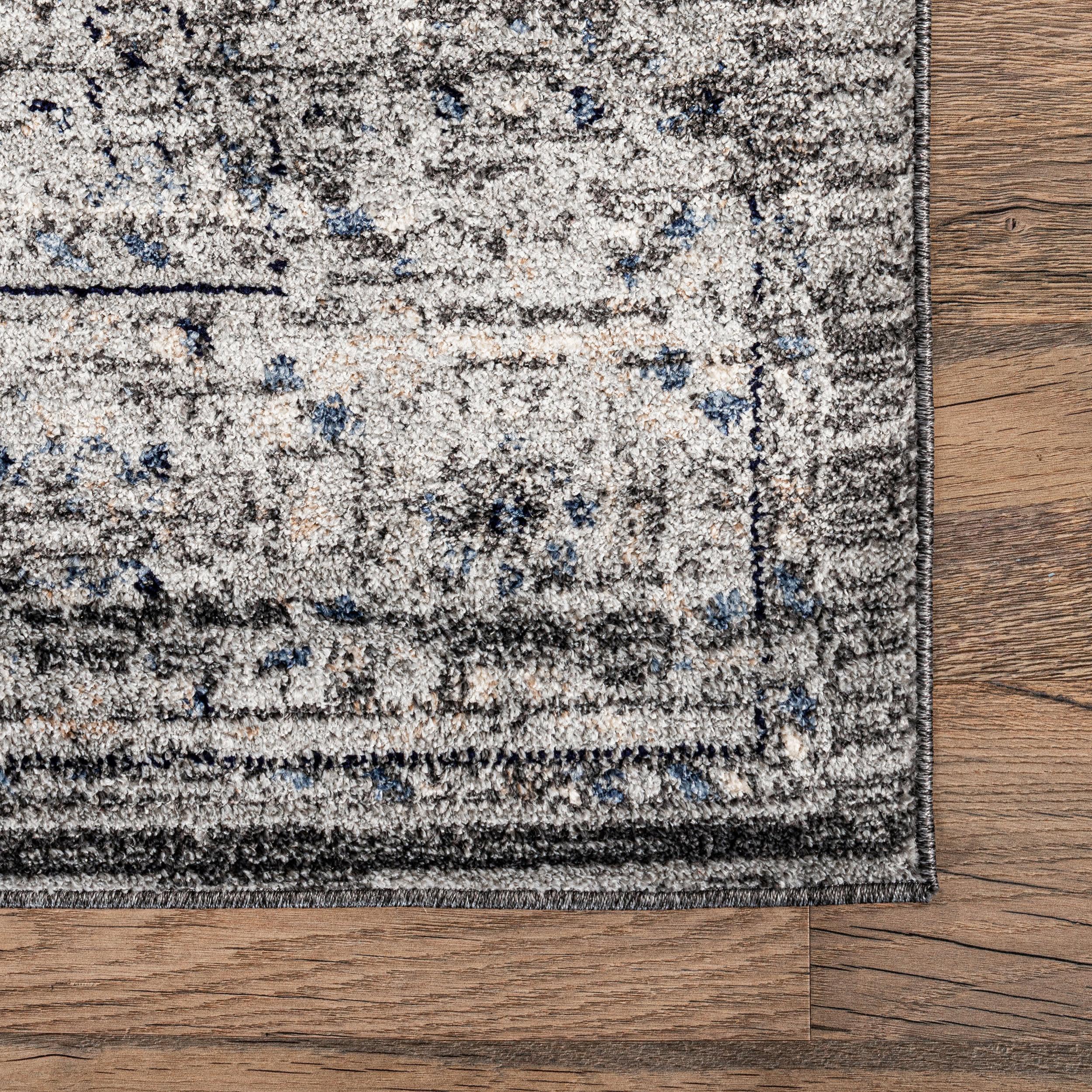 Timeworn Medallion Rug | Grey - Image 3