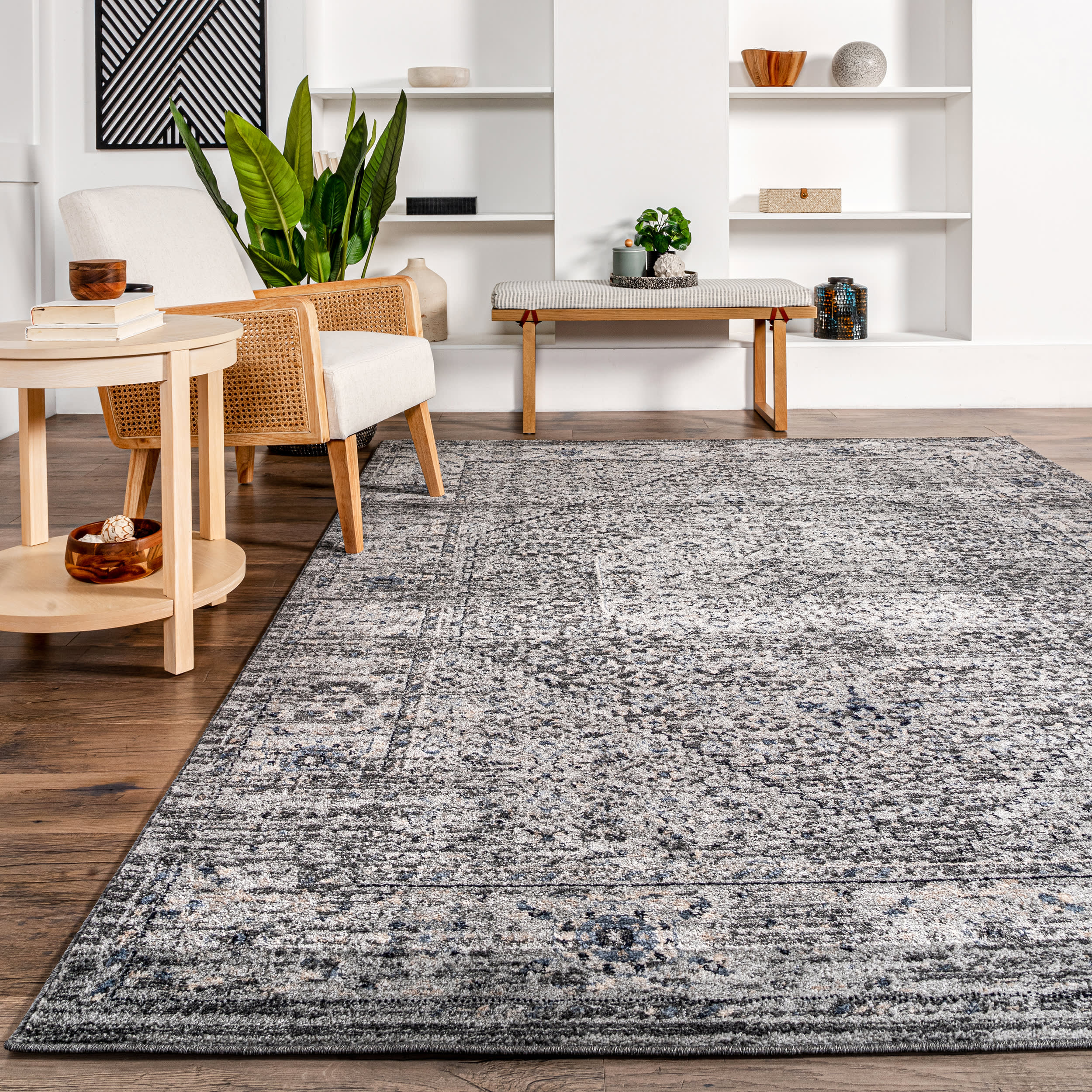 Timeworn Medallion Rug | Grey - Image 4