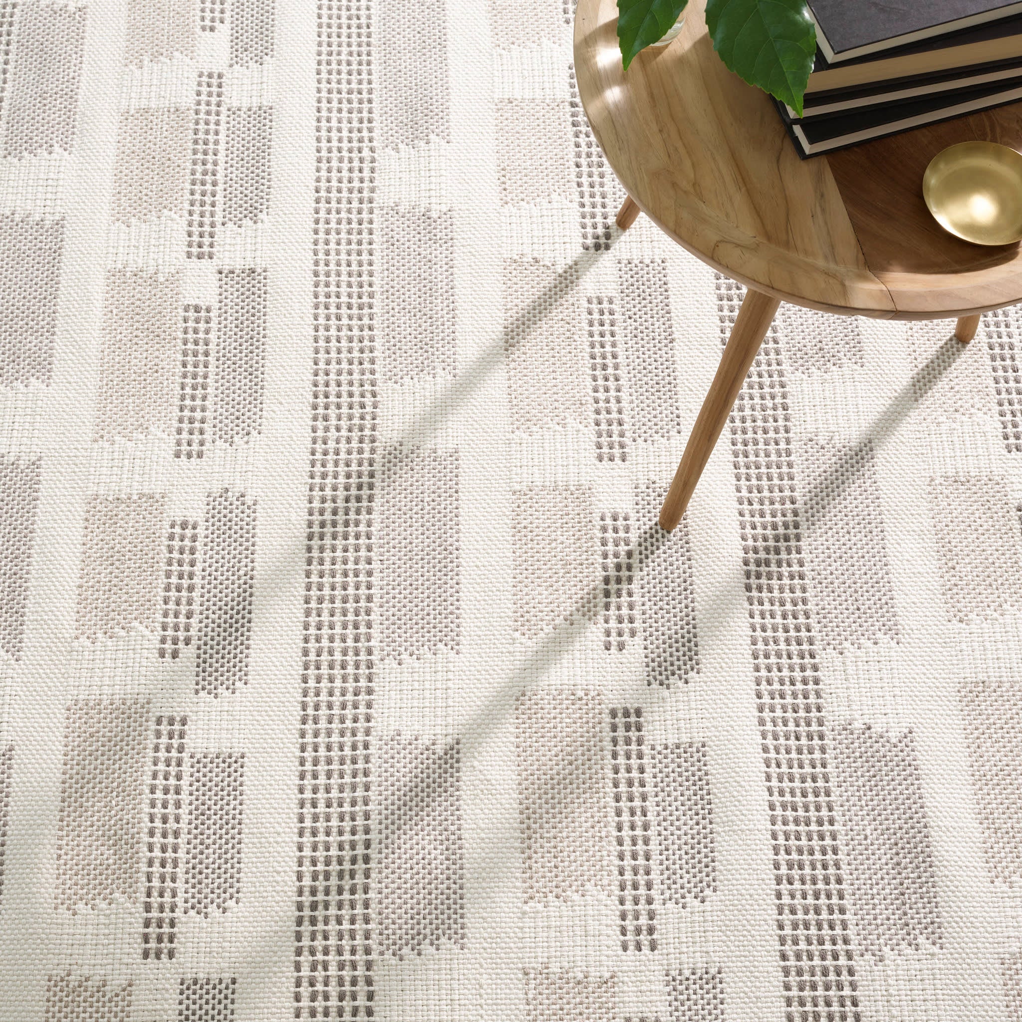 Tread Lightly Handwoven Cotton Rug | Grey - Image 3