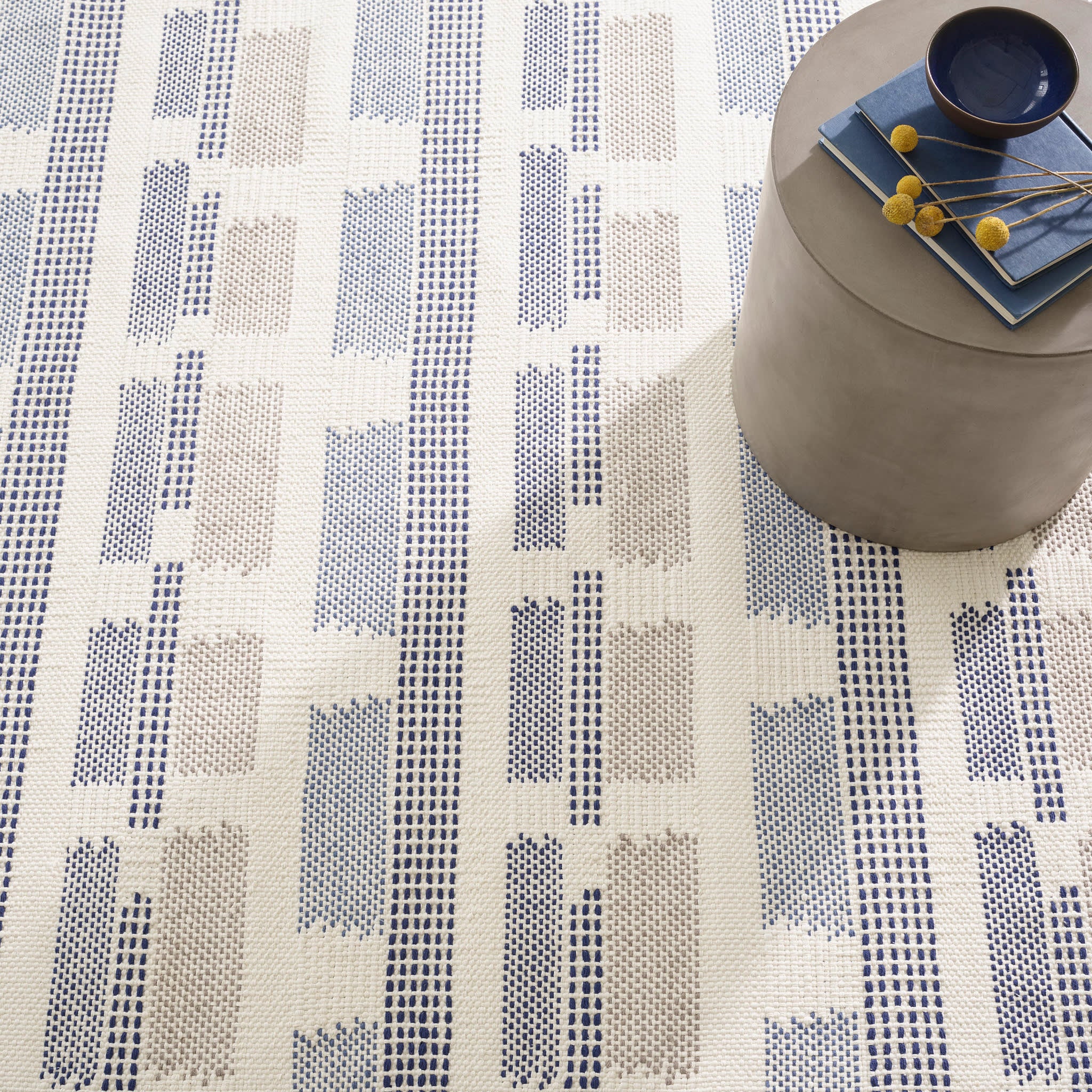 Tread Lightly Handwoven Cotton Rug | Navy - Image 4