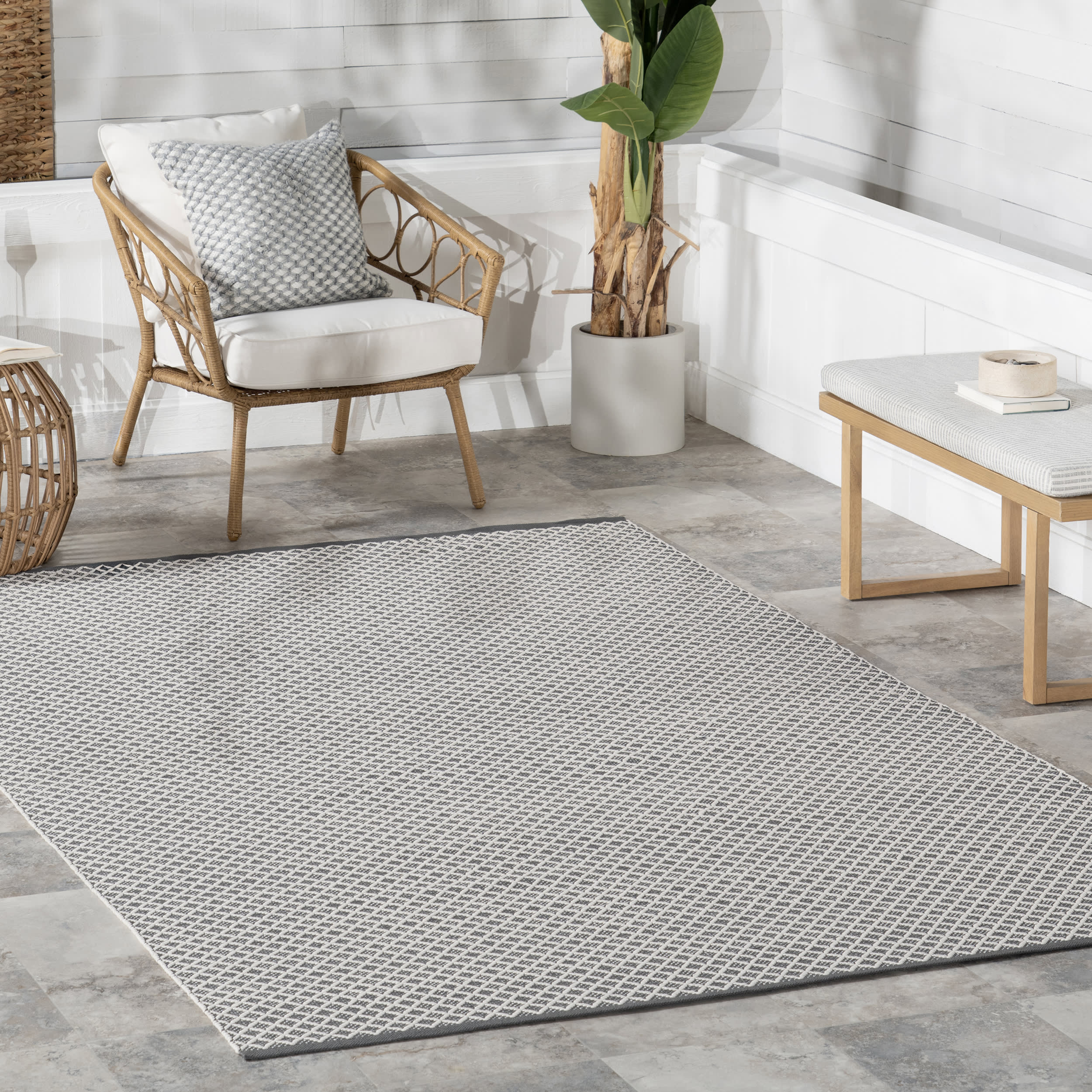 Trellis Handwoven Indoor/Outdoor Rug | Grey - Image 2