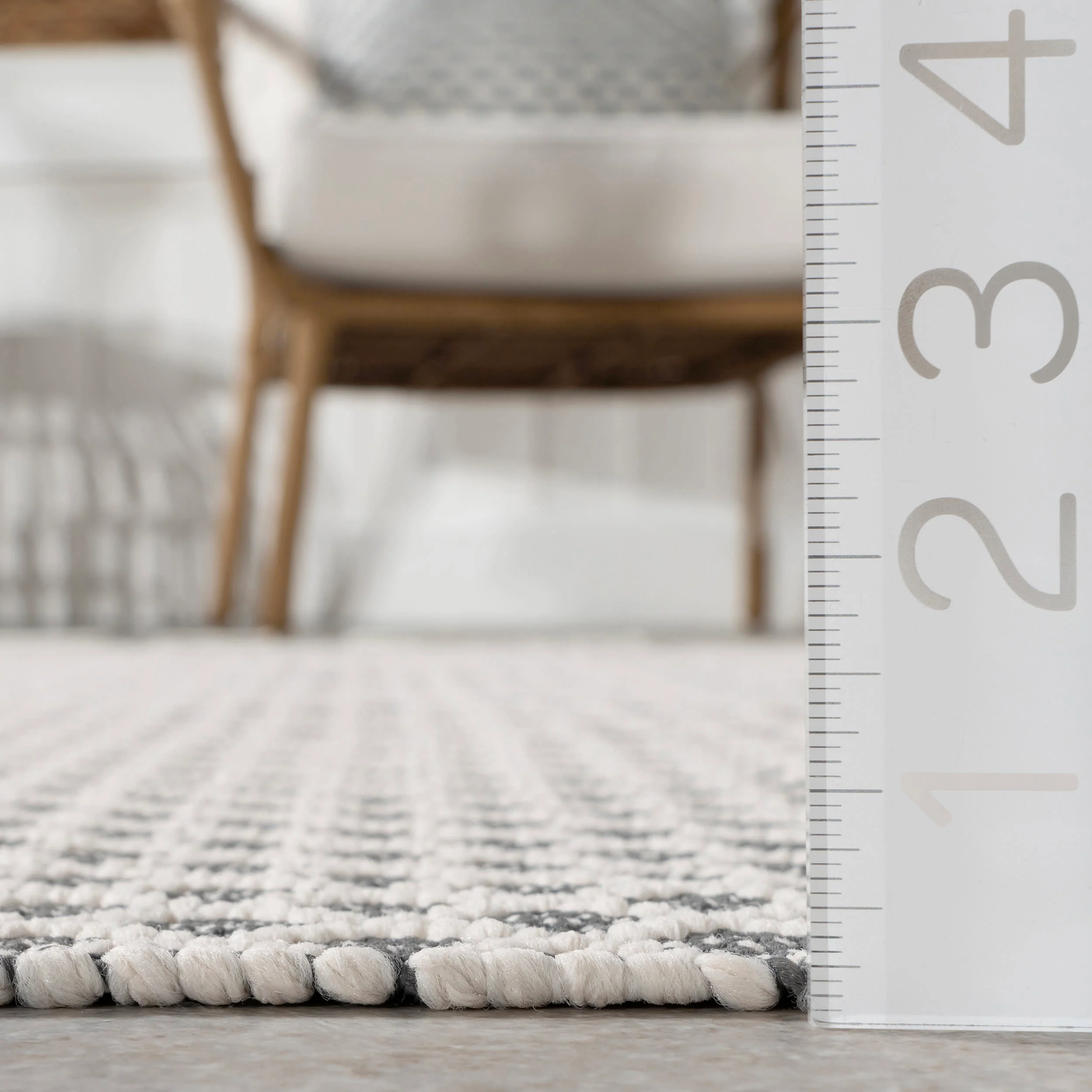 Trellis Handwoven Indoor/Outdoor Rug | Grey - Image 5