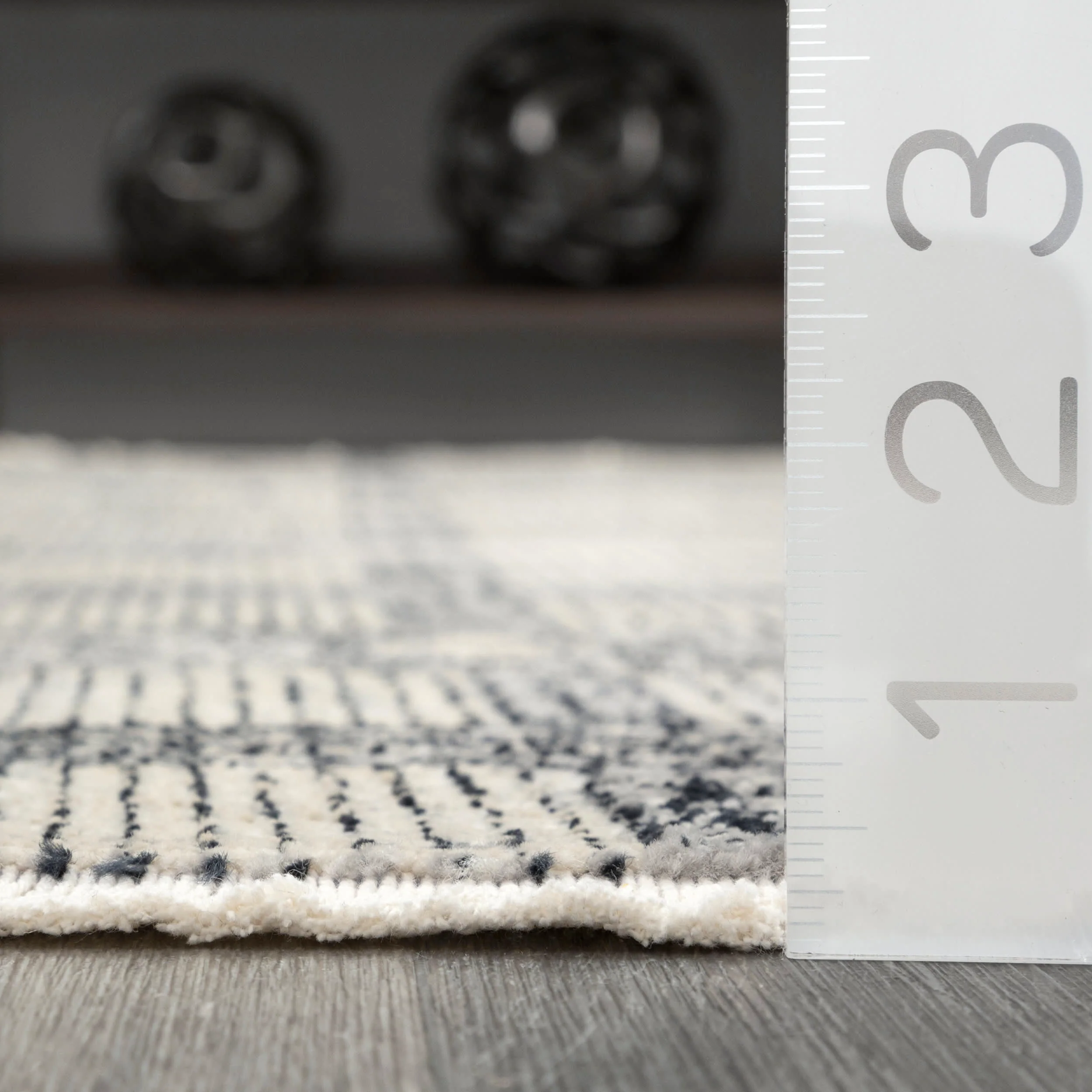 Tribal Cross Striped Rug | Grey - Image 5
