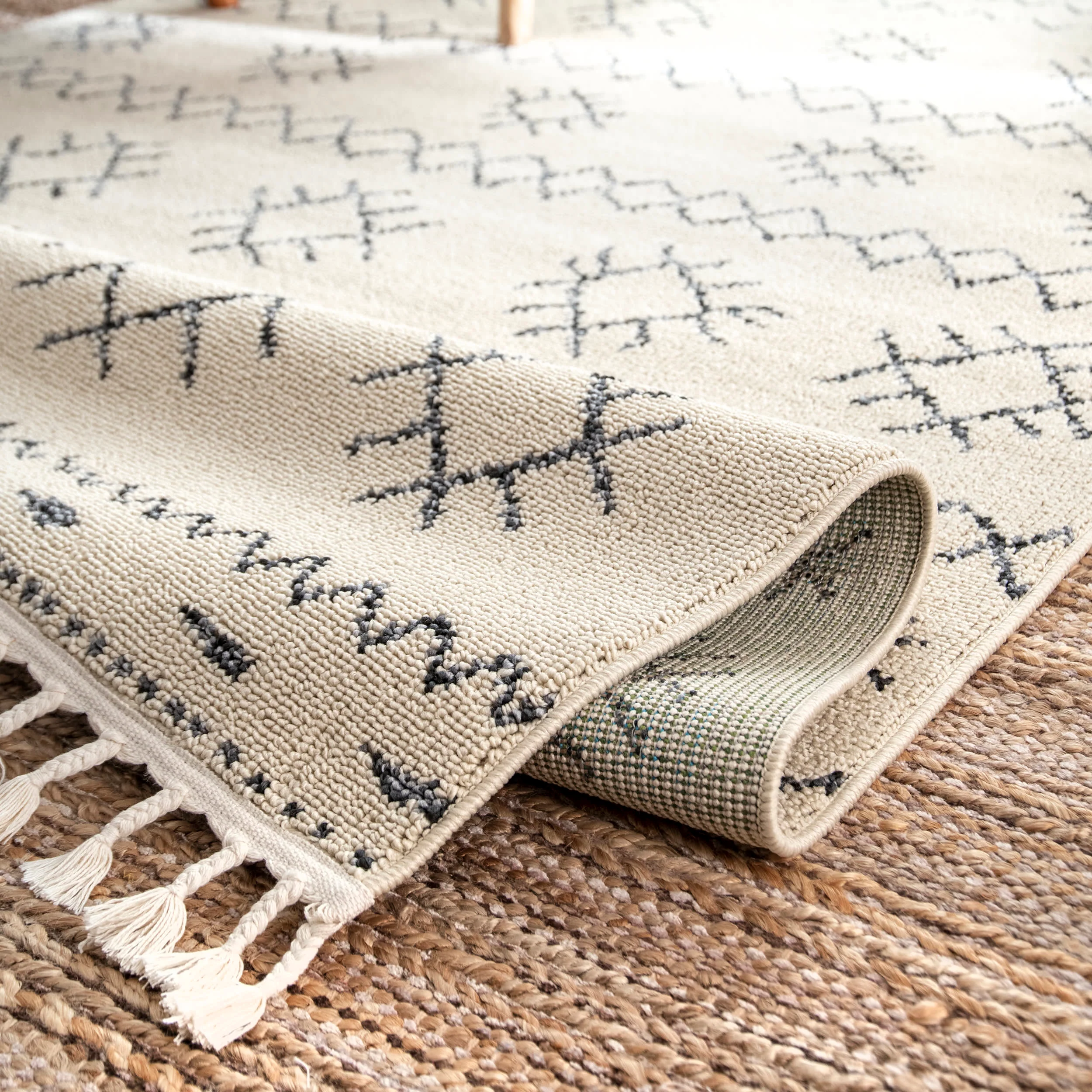 Tribal Crosshatch Tassel Rug | Ivory - Image 5